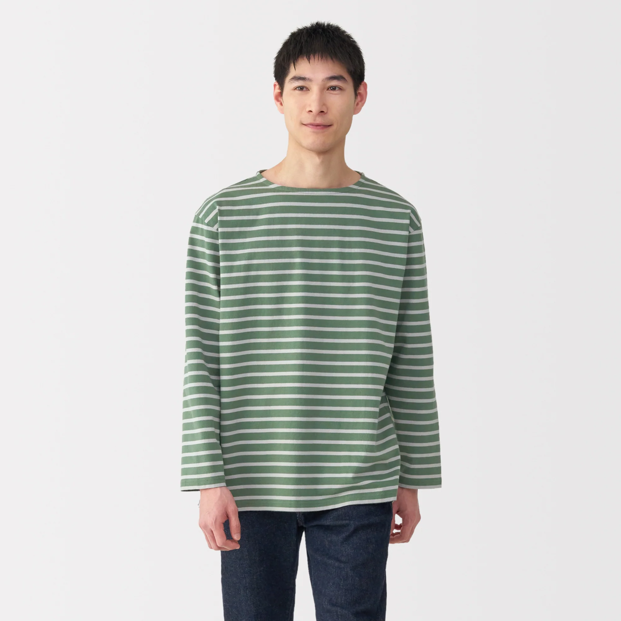 Men's Heavyweight Boatneck T-Shirt - Image 11
