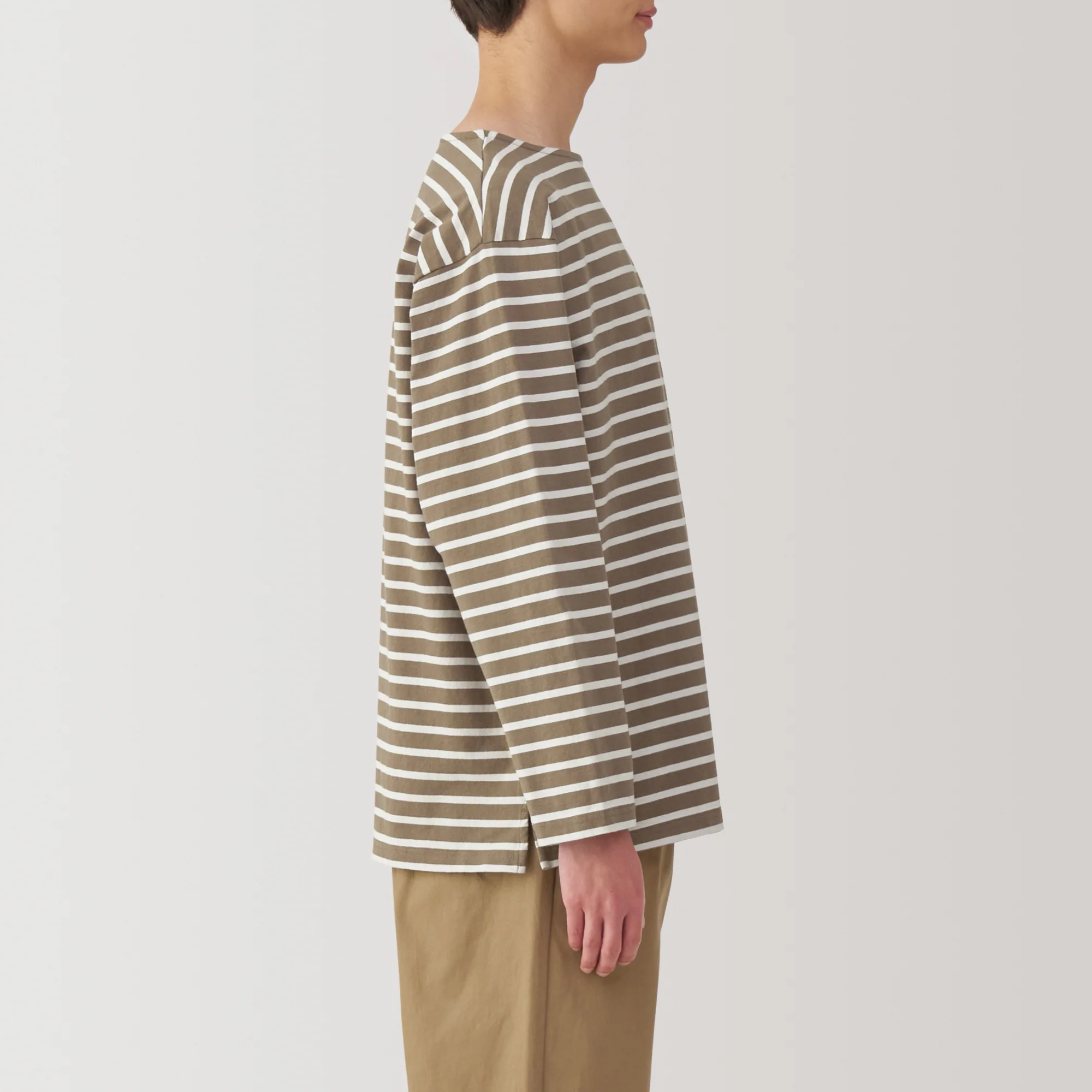 Men's Heavyweight Boatneck T-Shirt - Image 28