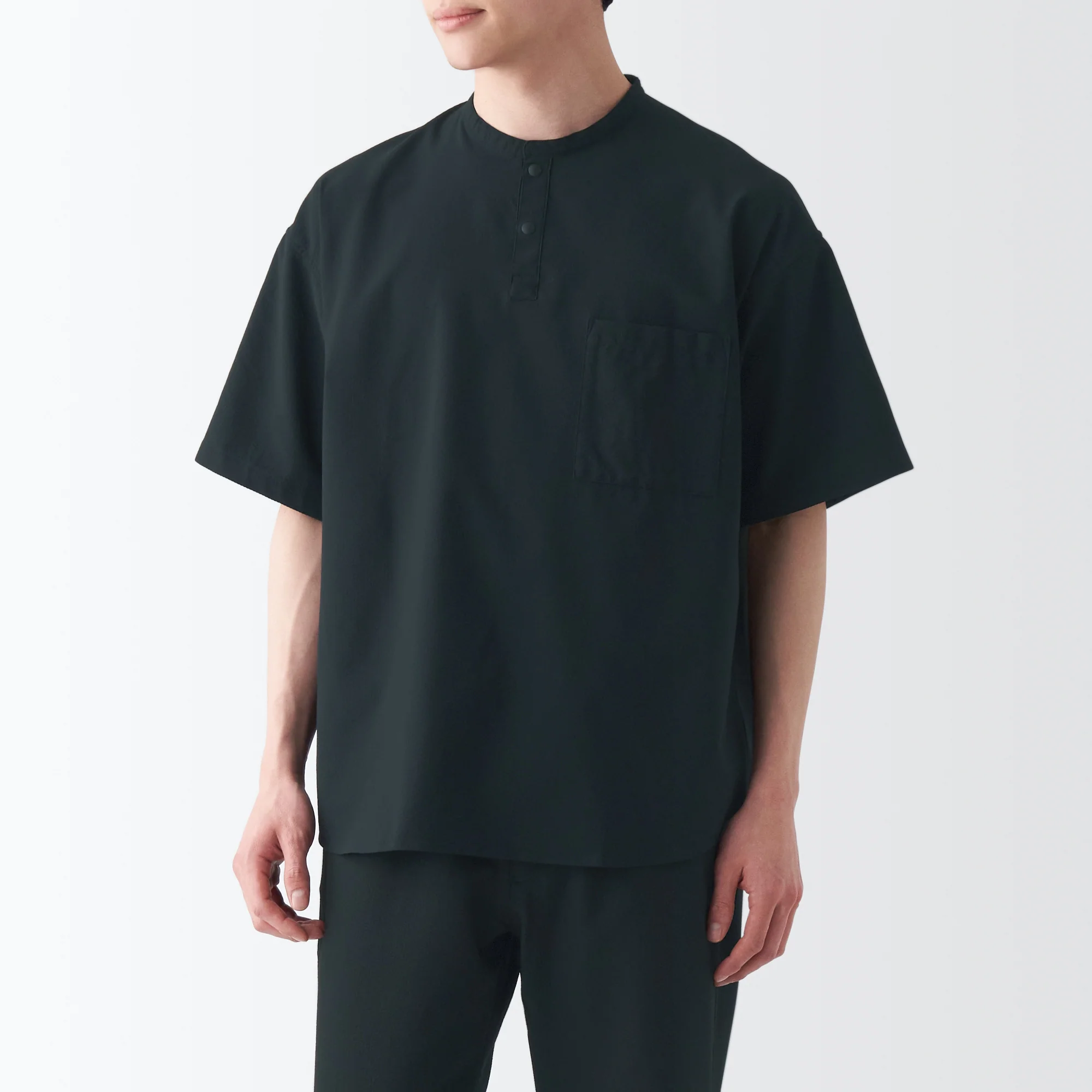 Men's Seersucker Henry Neck Woven T-Shirt - Image 3