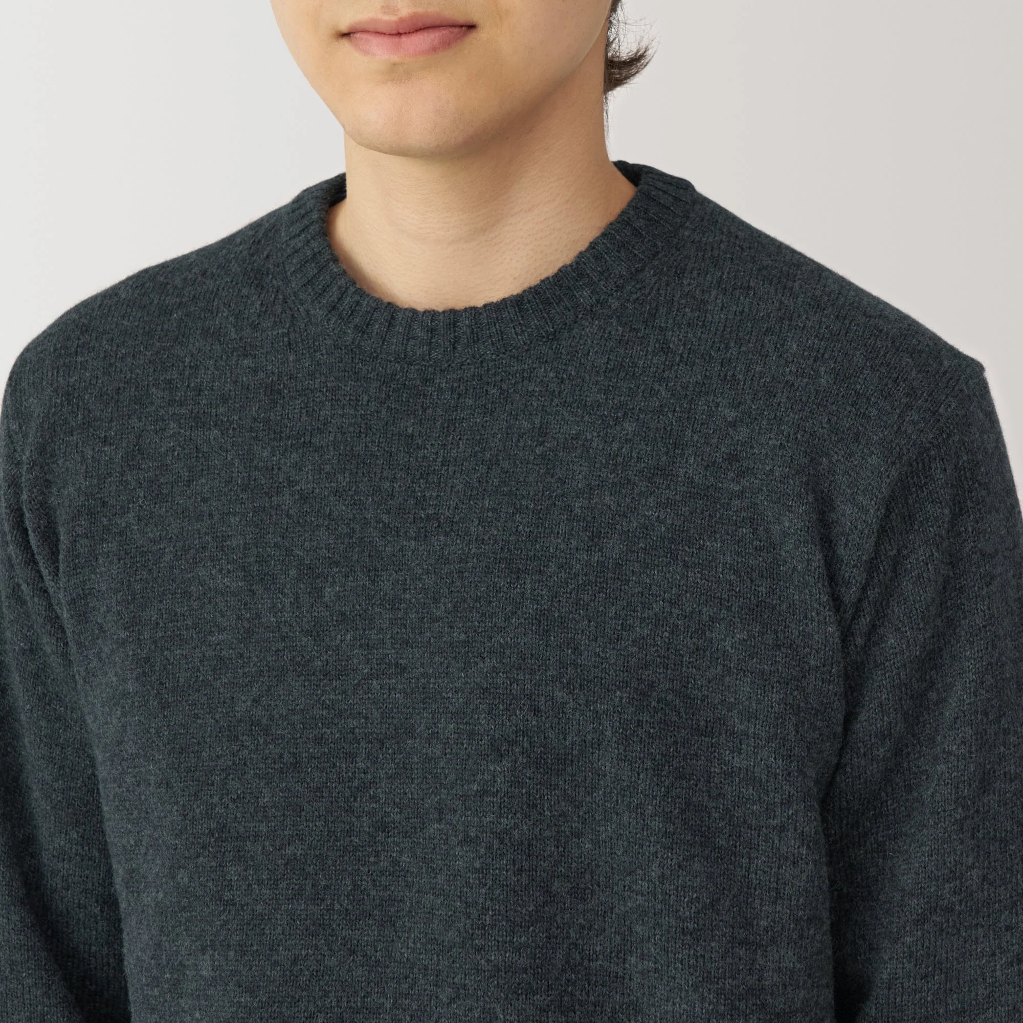 Men's Washable Mid-Gauge Crewneck Sweater - Image 21