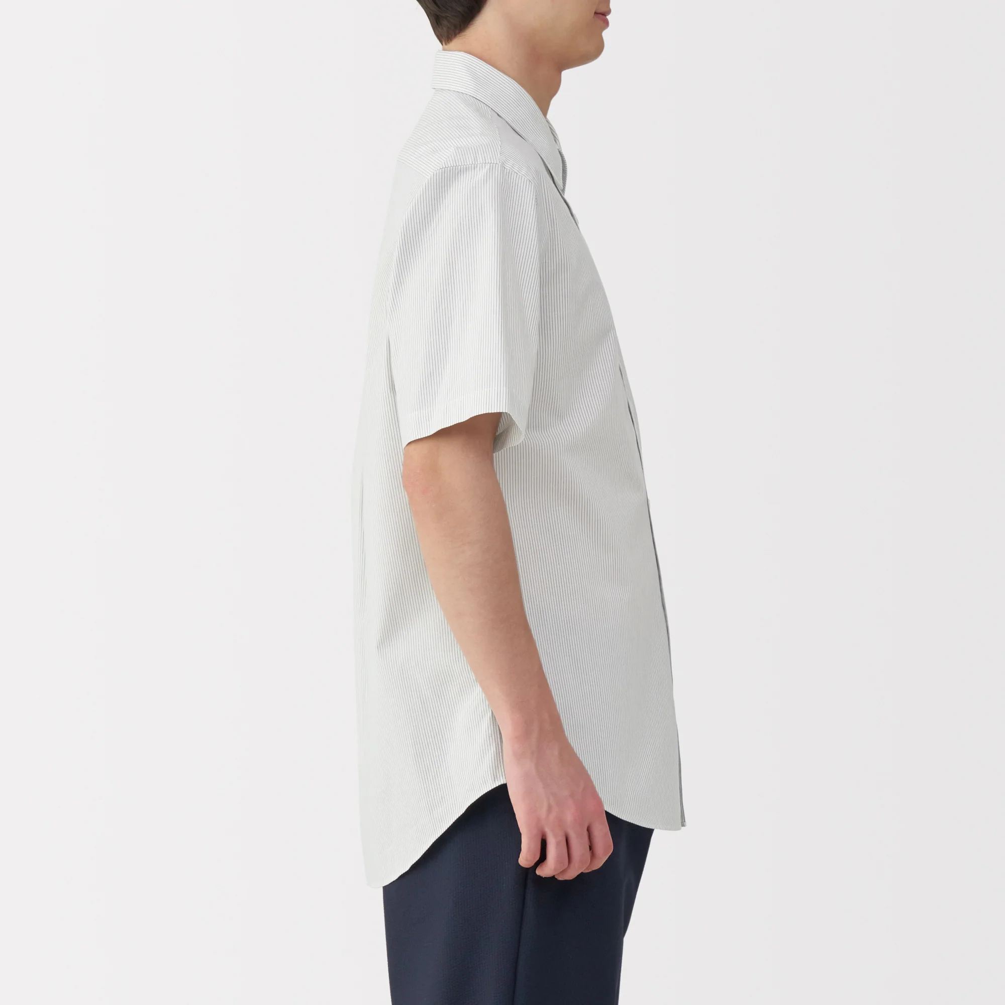 Men's Washed Broadcloth Short Sleeve Shirt - Image 38