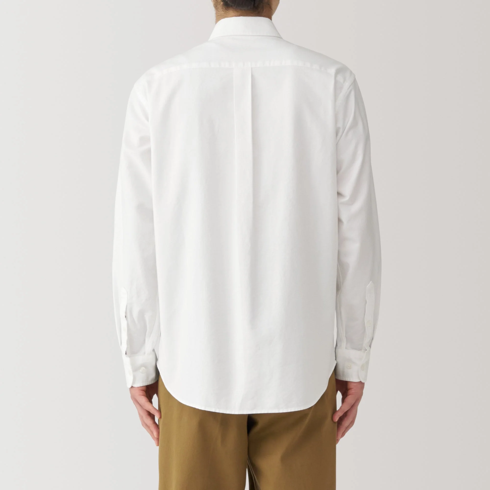 Men's Washed Oxford Button Down Shirt - Image 6