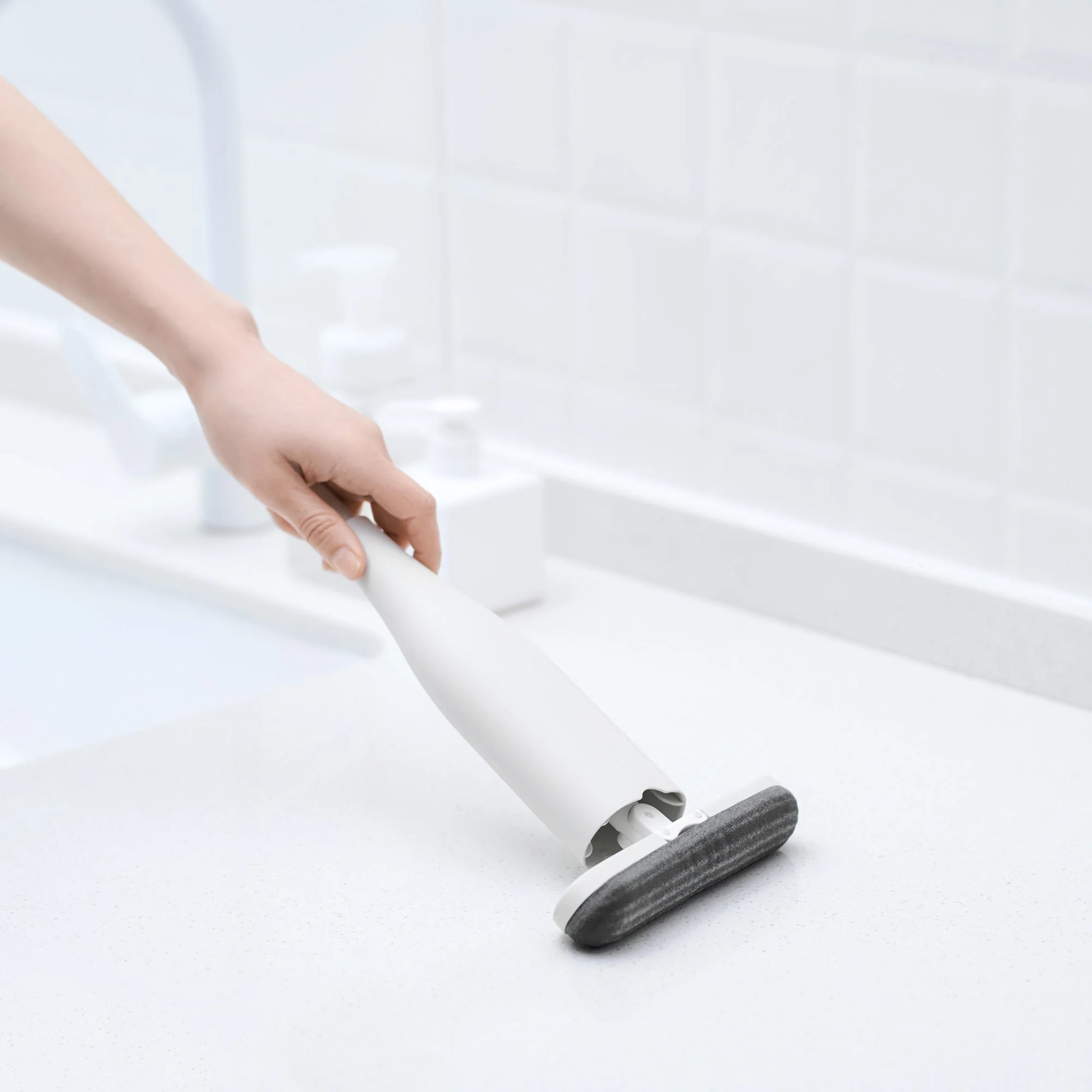Mini Sponge Mop - Image 2