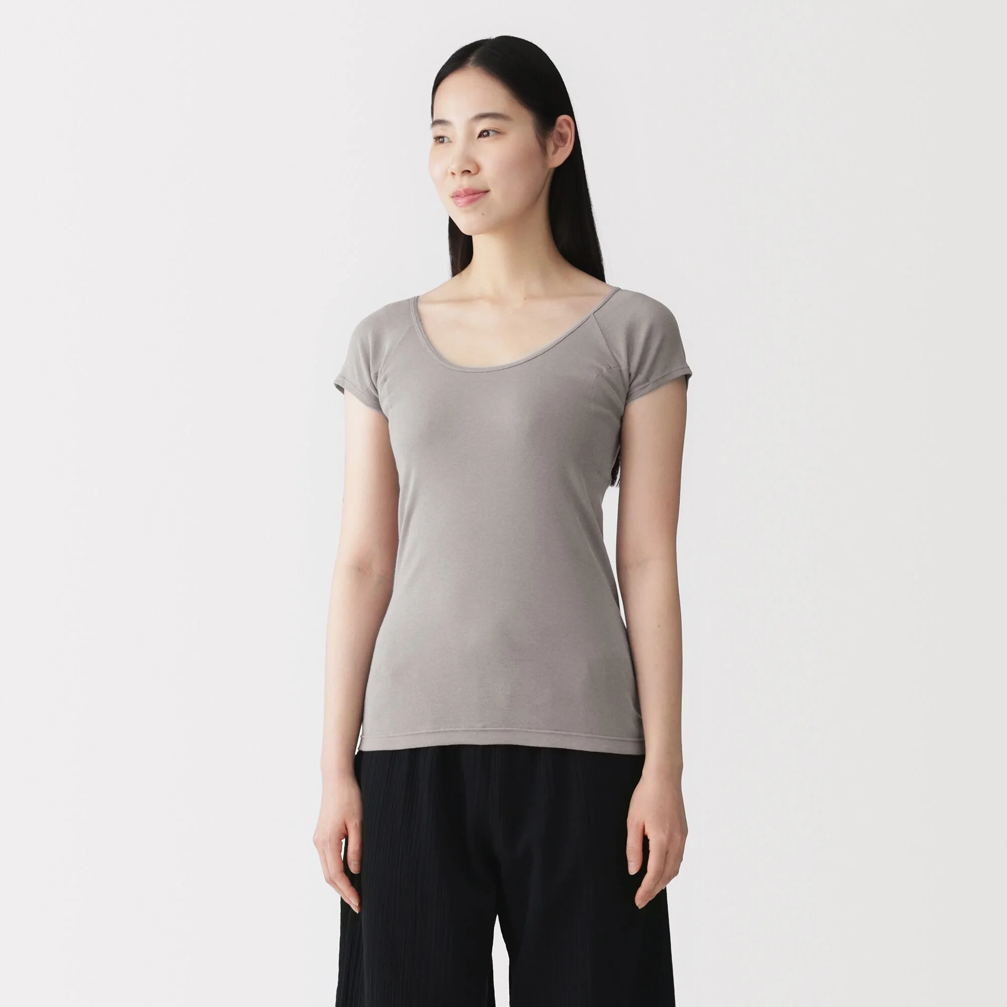 Moisture Wicking Sweat Pad T-Shirt - Image 19