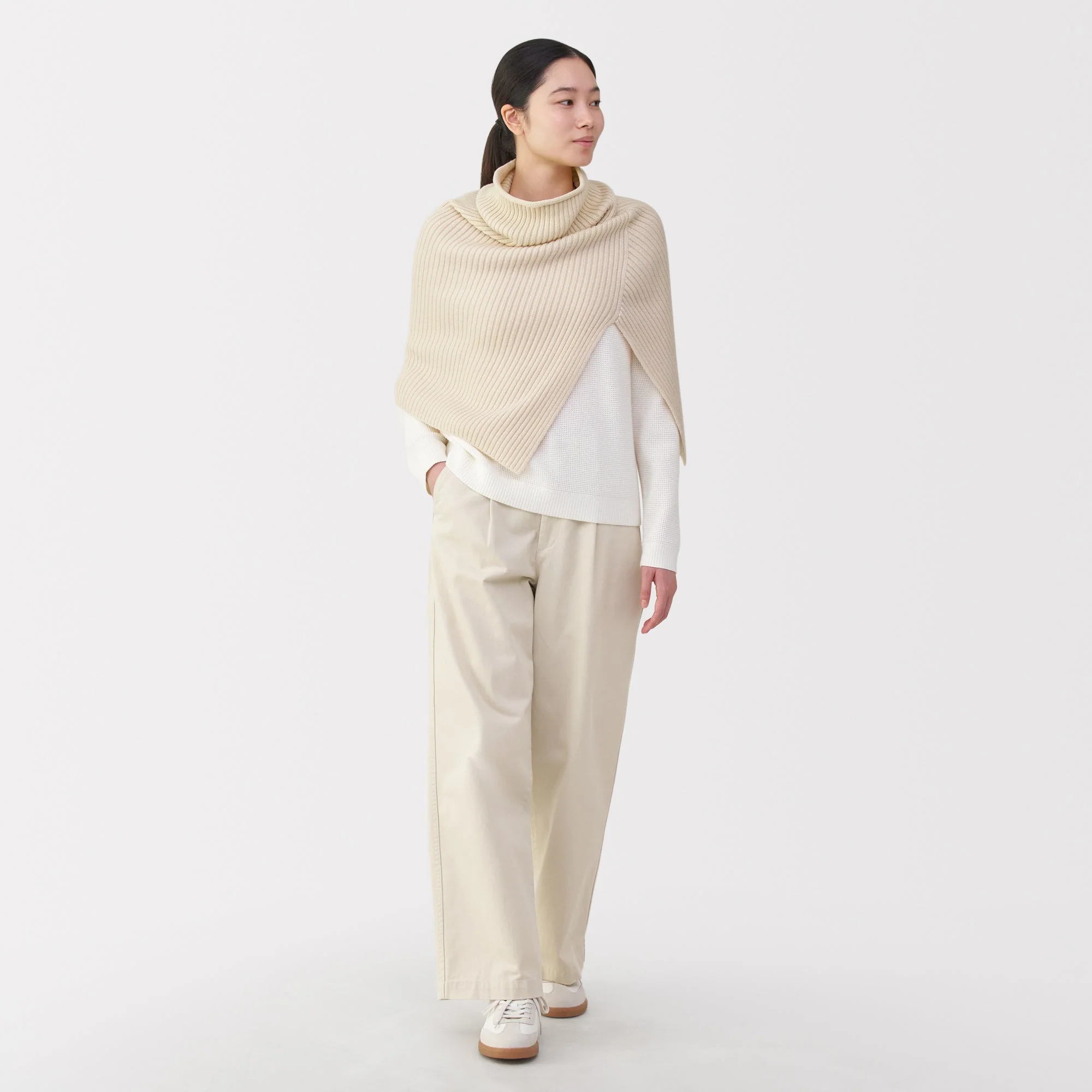 Non-Itchy Merino Wool Poncho - Image 16