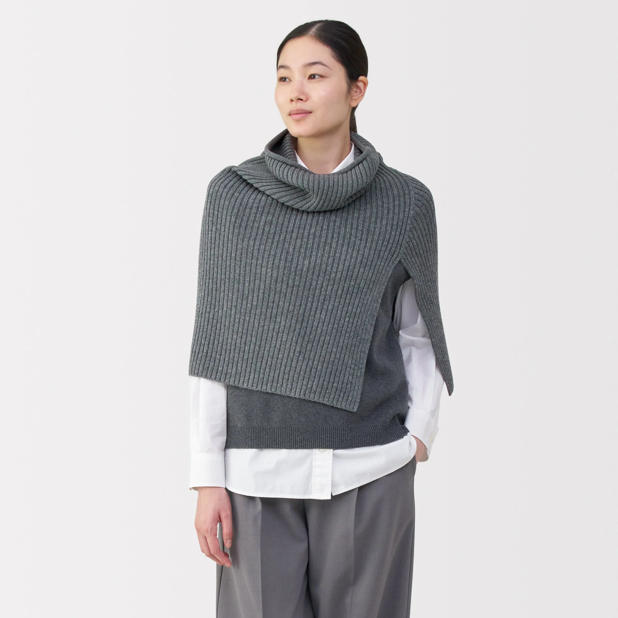 Non-Itchy Merino Wool Poncho - Image 3