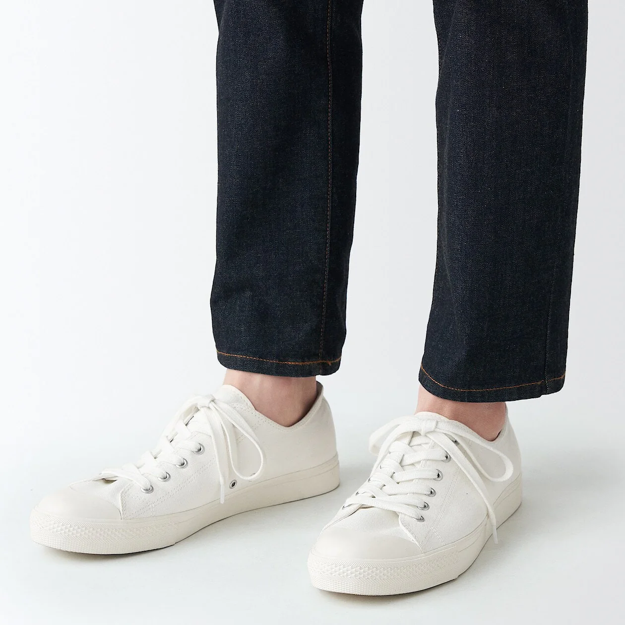 Organic Cotton Comfortable Water Repellent Sneakers - Image 9