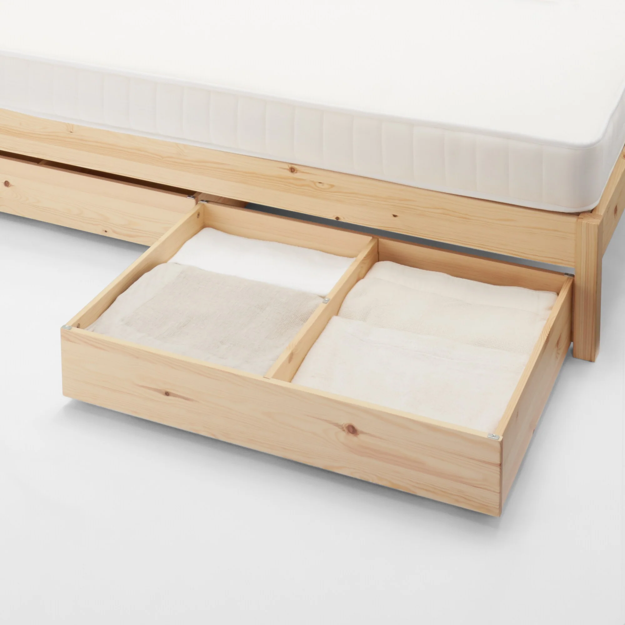 [HD] Pine Wooden Bed - Queen - Image 10