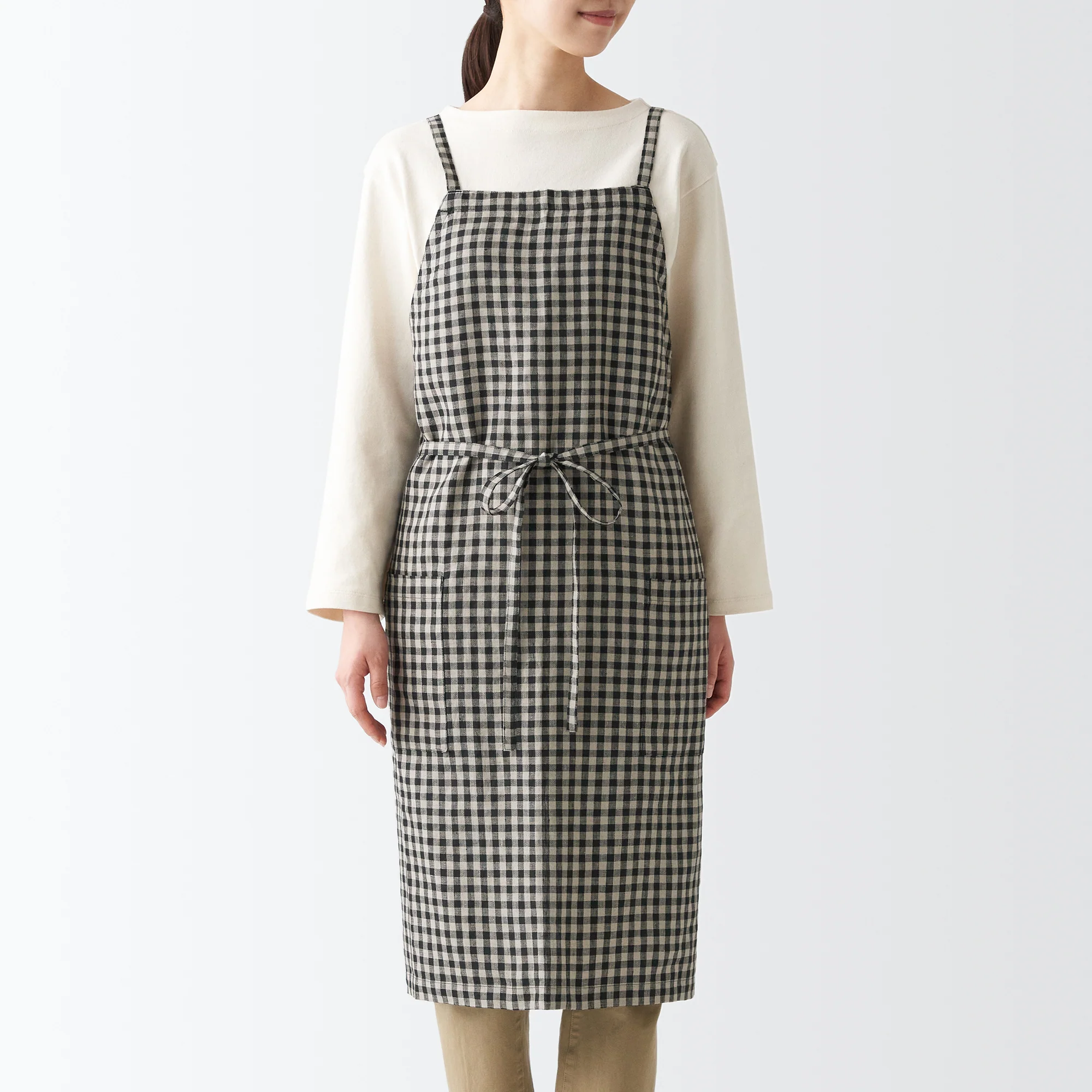 Plain Weave Linen Cross Back Apron - Image 18