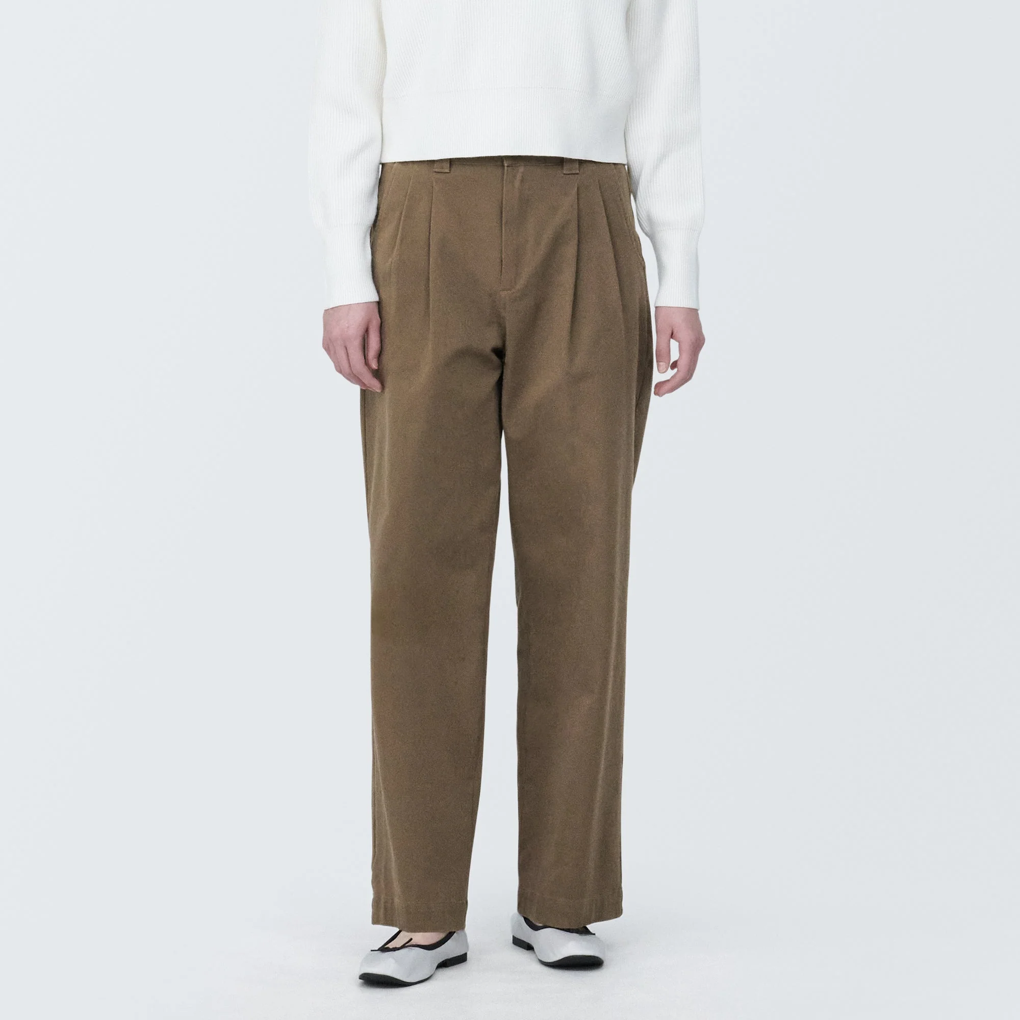 Pleated Wide Chino Pants - Image 3