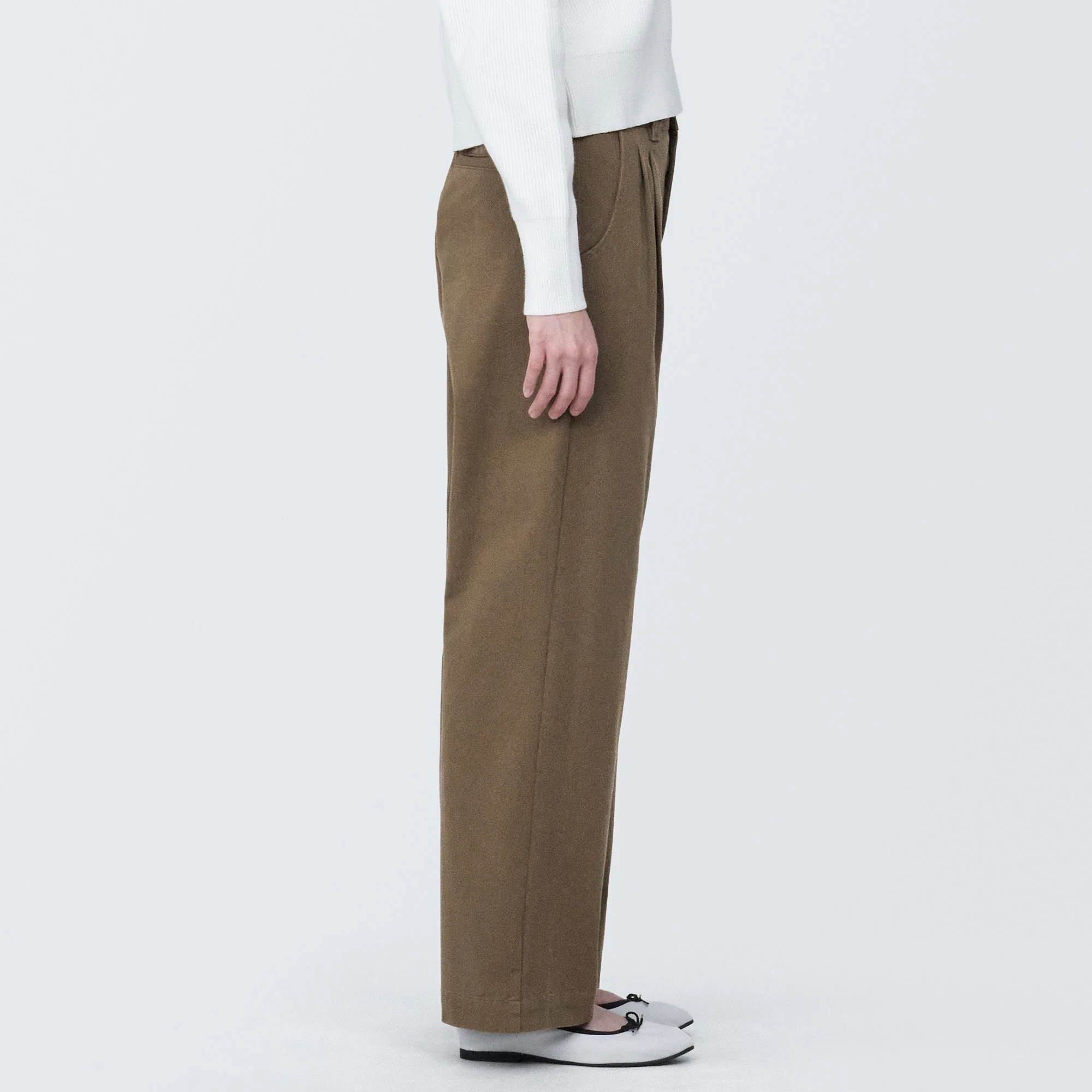 Pleated Wide Chino Pants - Image 5