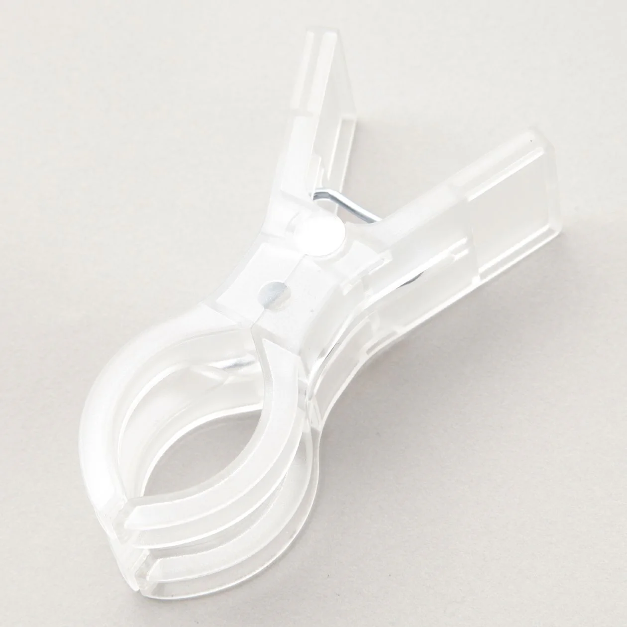 Polycarbonate Pegs