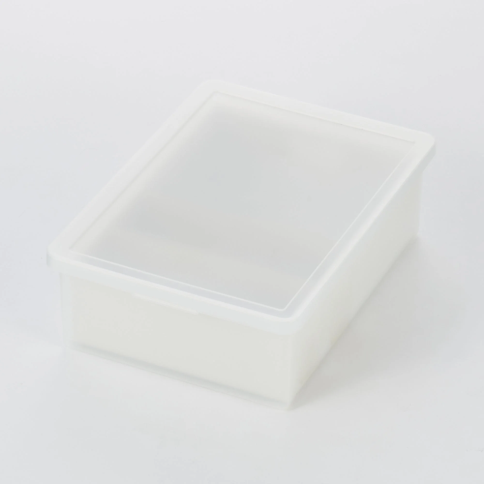 Polypropylene Storage Box Wide - Medium (W19.9 x D14.6 x H6.3") - Image 14