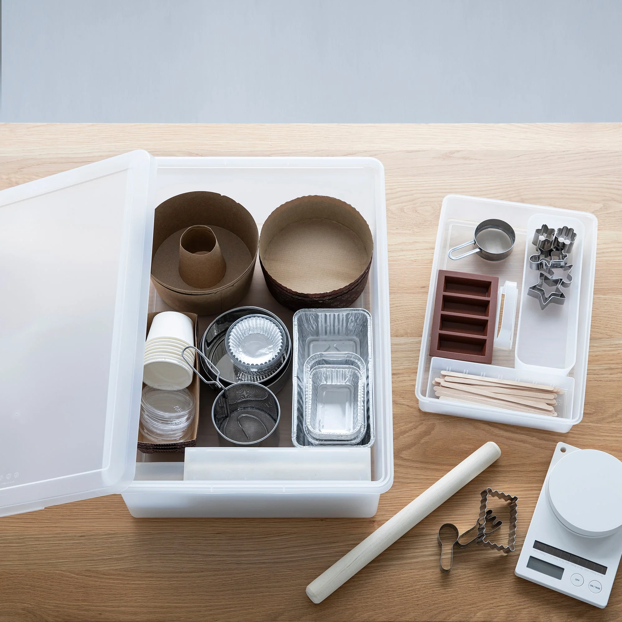 Polypropylene Storage Box Wide - Medium (W19.9 x D14.6 x H6.3") - Image 19