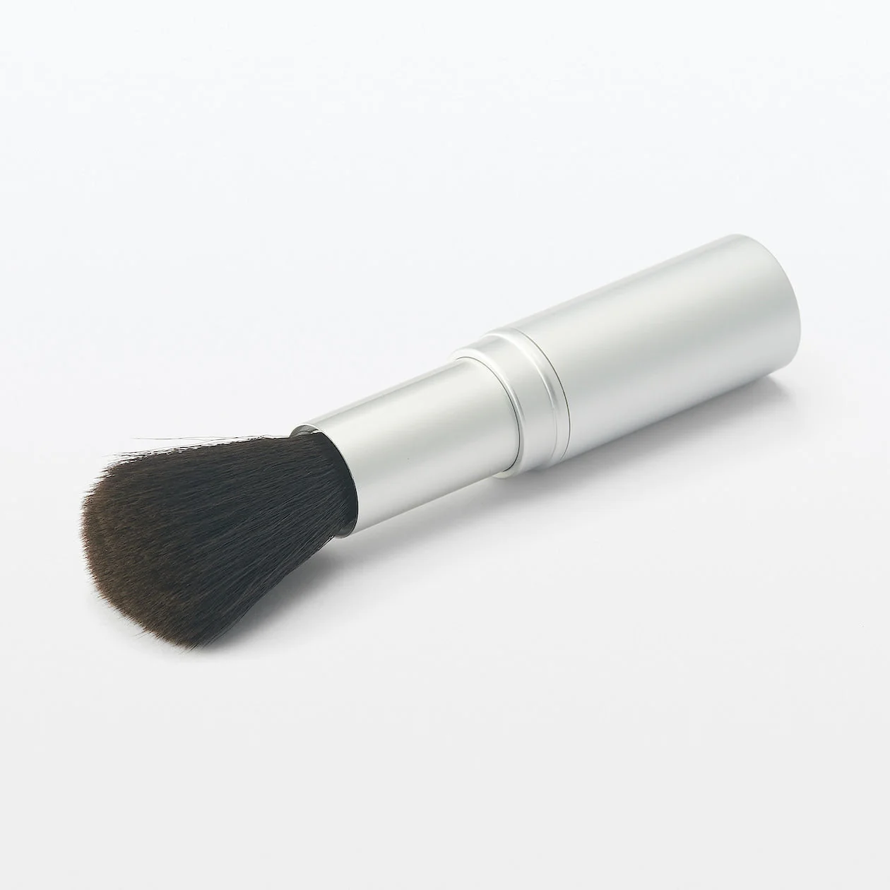Portable Cheek Brush - Image 4
