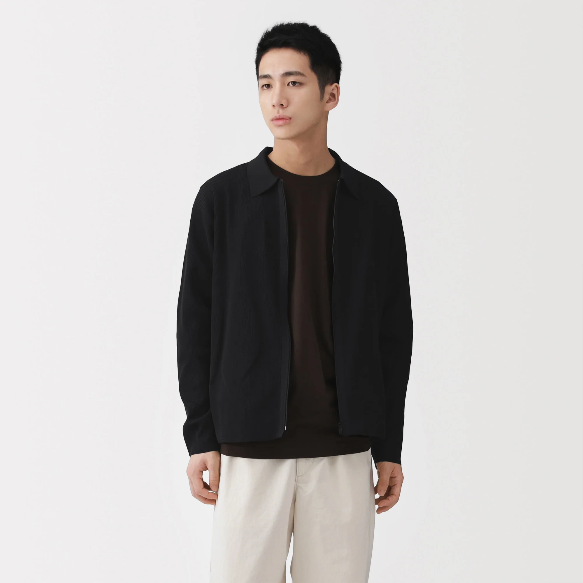 Quick Dry Knit Blouson - Image 19