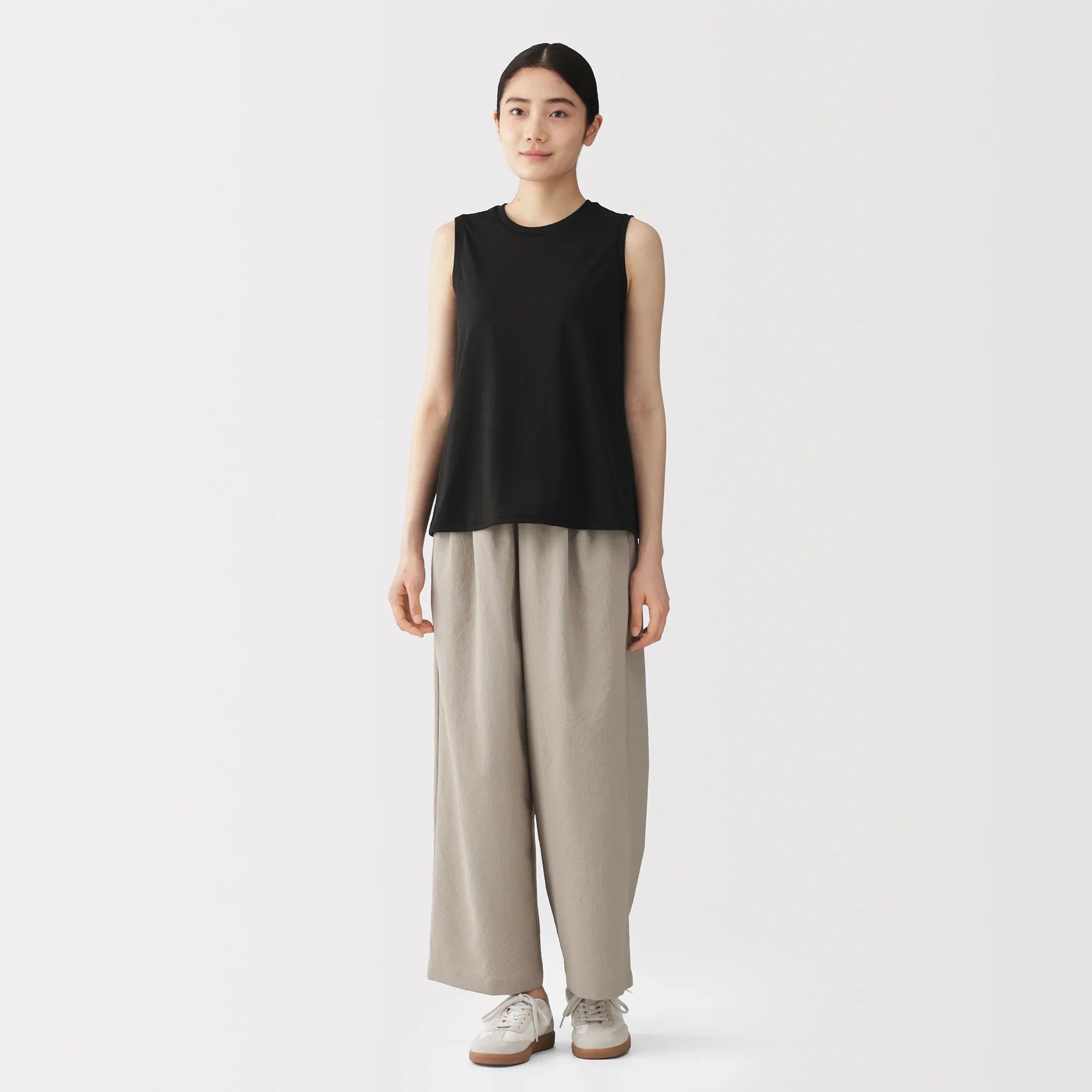 Quick Dry Sleeveless T-Shirt - Image 12