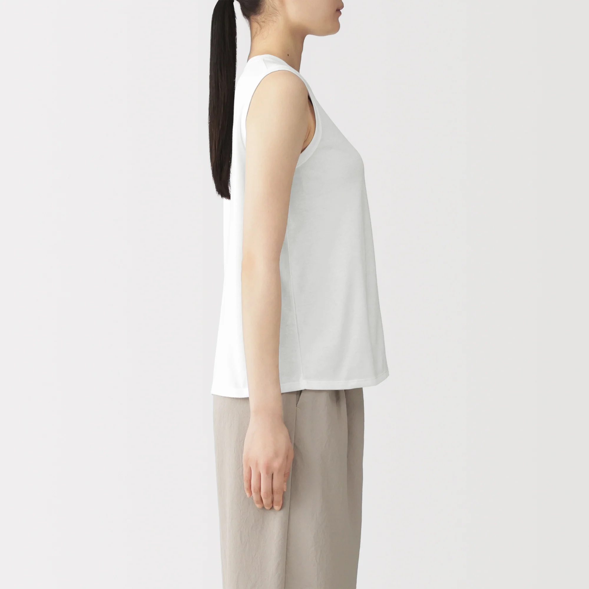 Quick Dry Sleeveless T-Shirt - Image 13