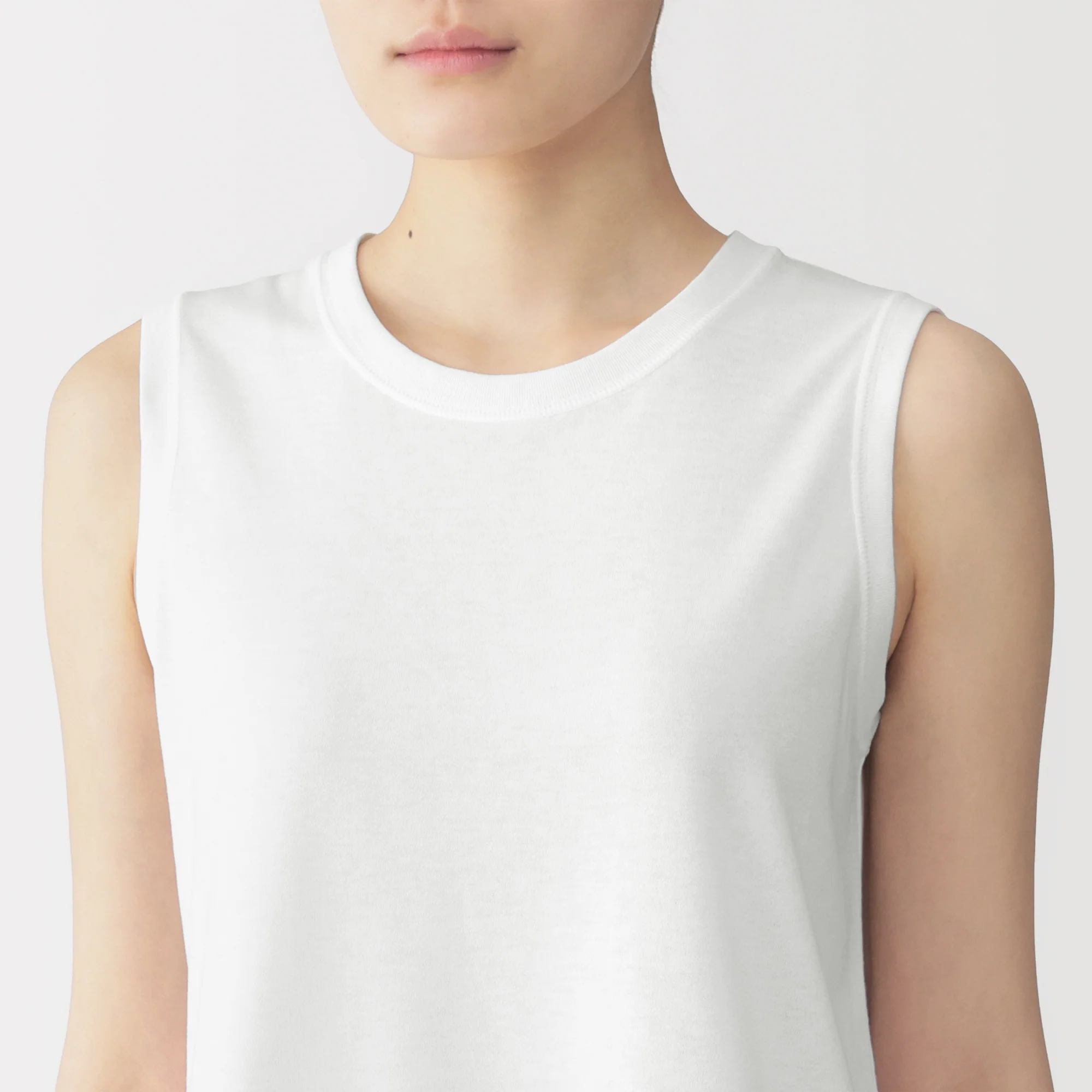 Quick Dry Sleeveless T-Shirt - Image 15