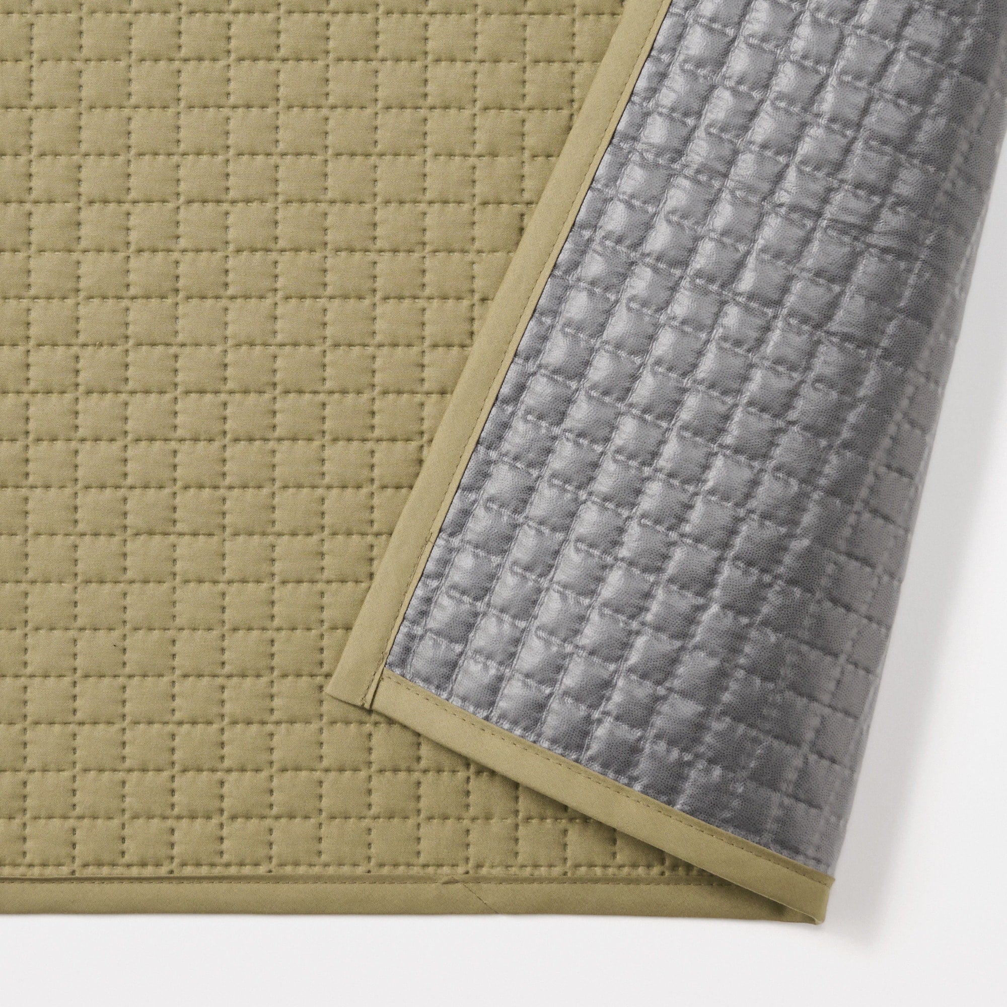 Quilted Picnic Blanket (35.4 x 70.9") - Image 2