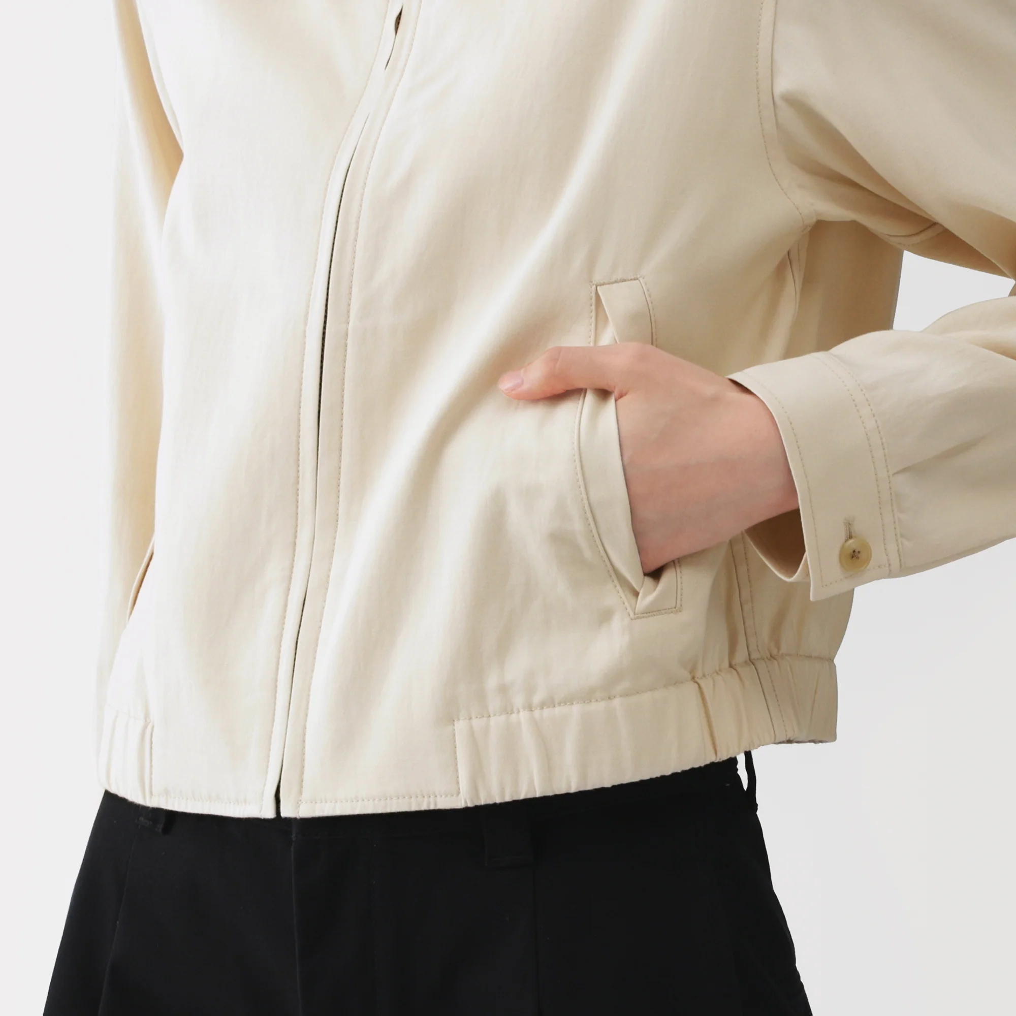 Labo Rayon Cotton Short Blouson - Image 9