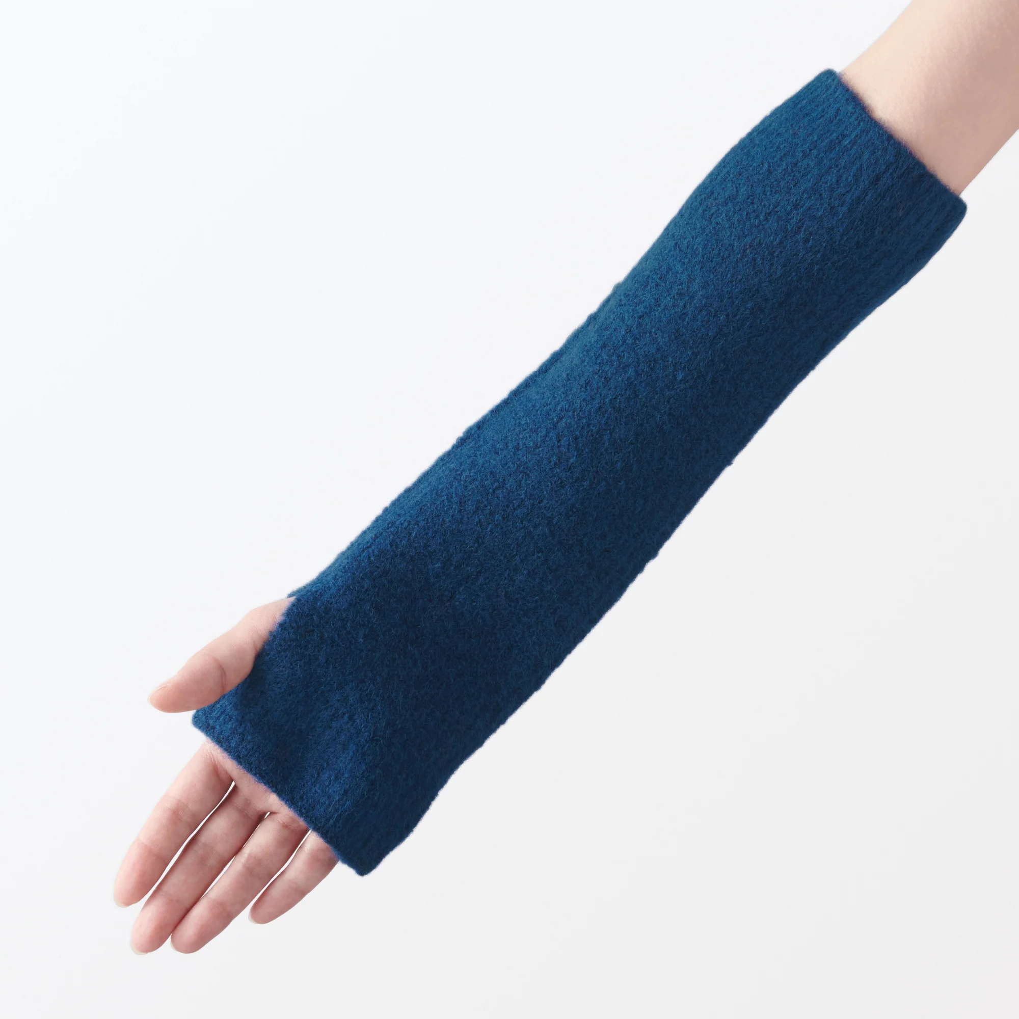 Recycled Polyester Blend Arm Warmer - Image 19