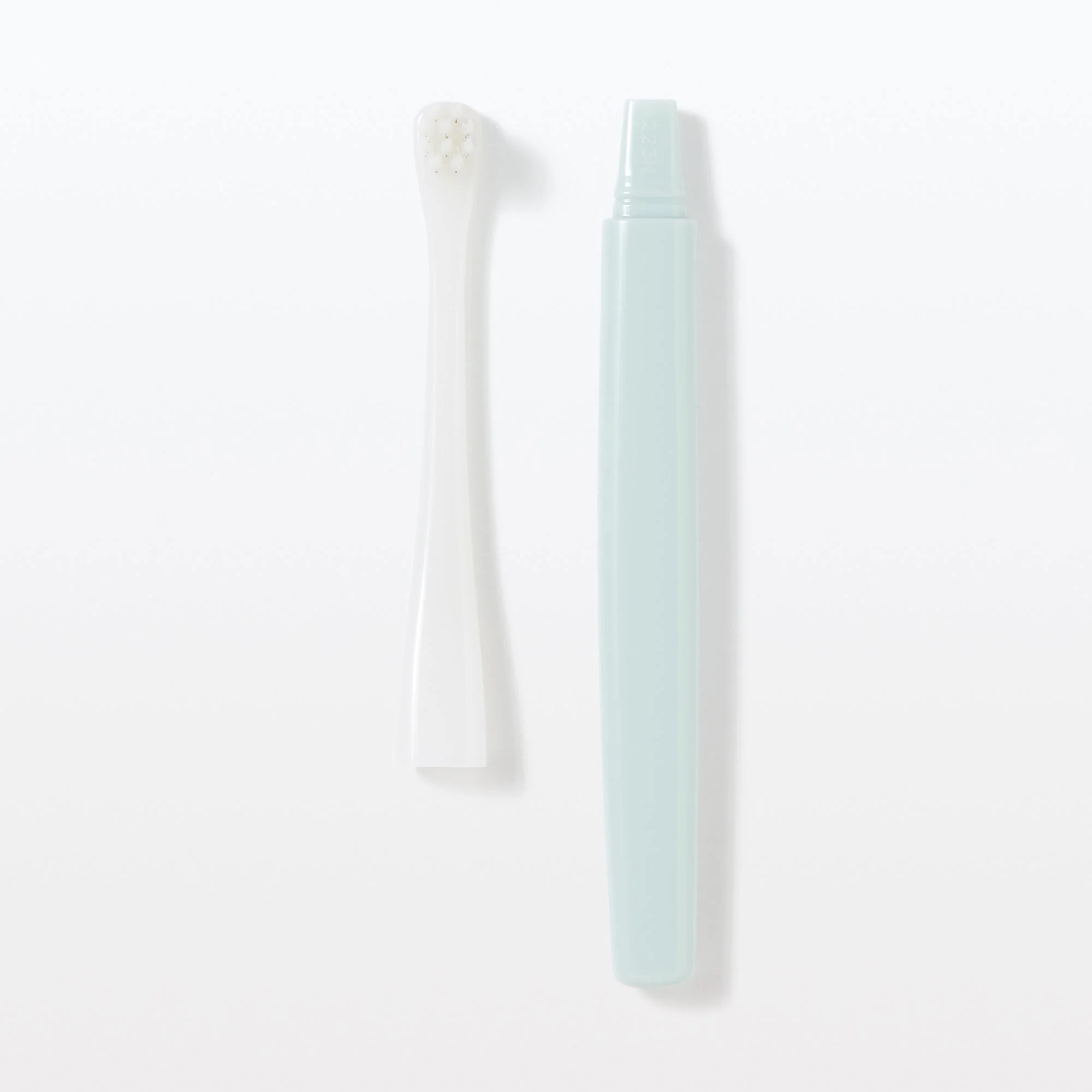 Replaceable Head Compact Medium Toothbrush - Blue - Image 2