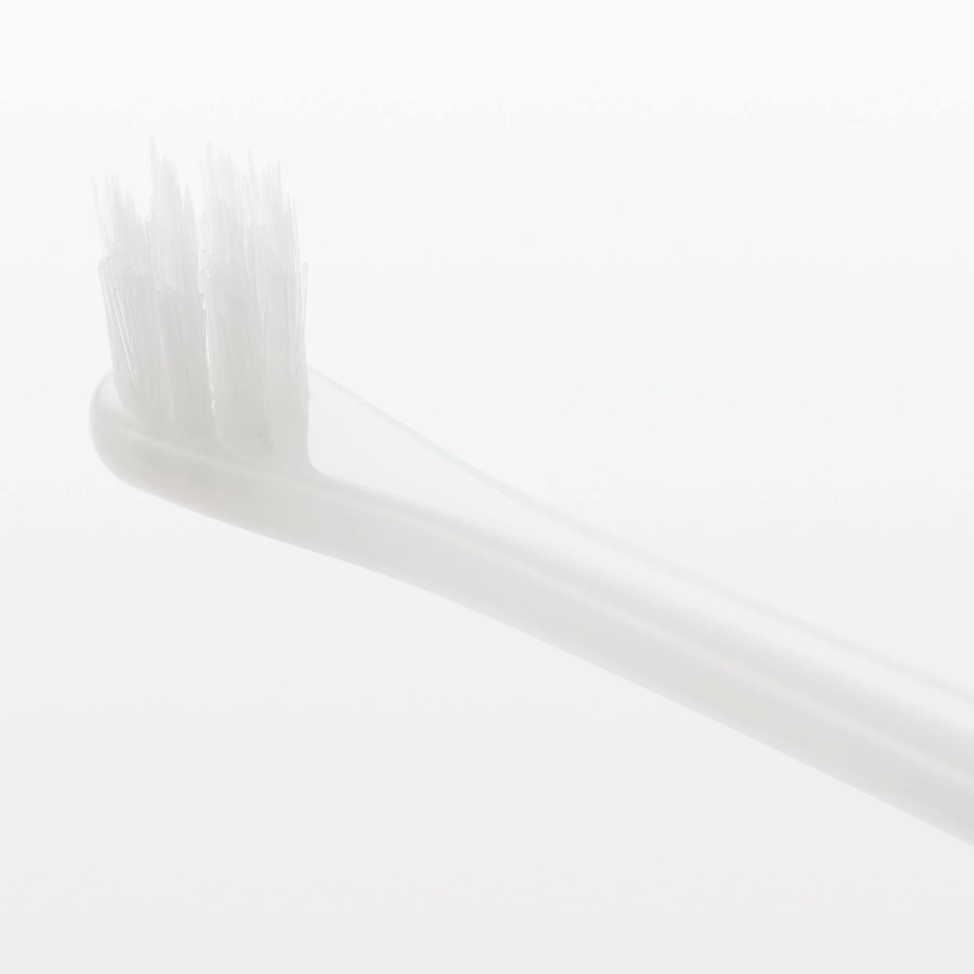 Replaceable Head Compact Medium Toothbrush - Blue - Image 5