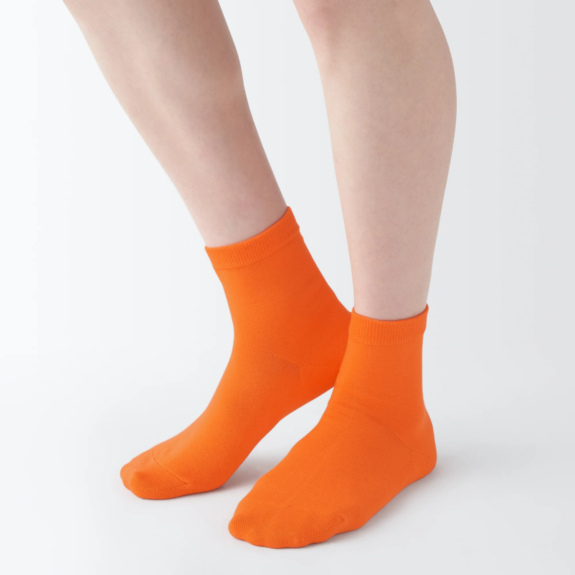 Right Angle 3 Layer Loose Top Short Socks - Image 25