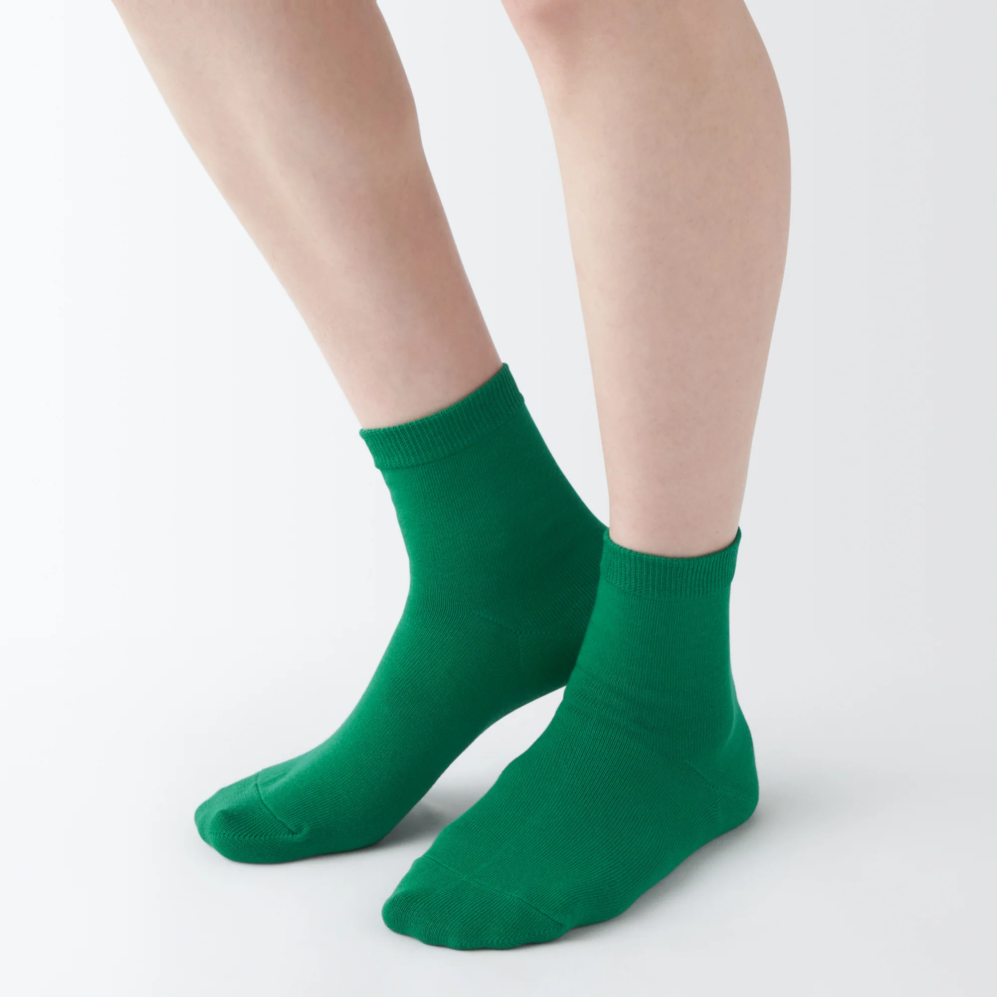 Right Angle 3 Layer Loose Top Short Socks - Image 29
