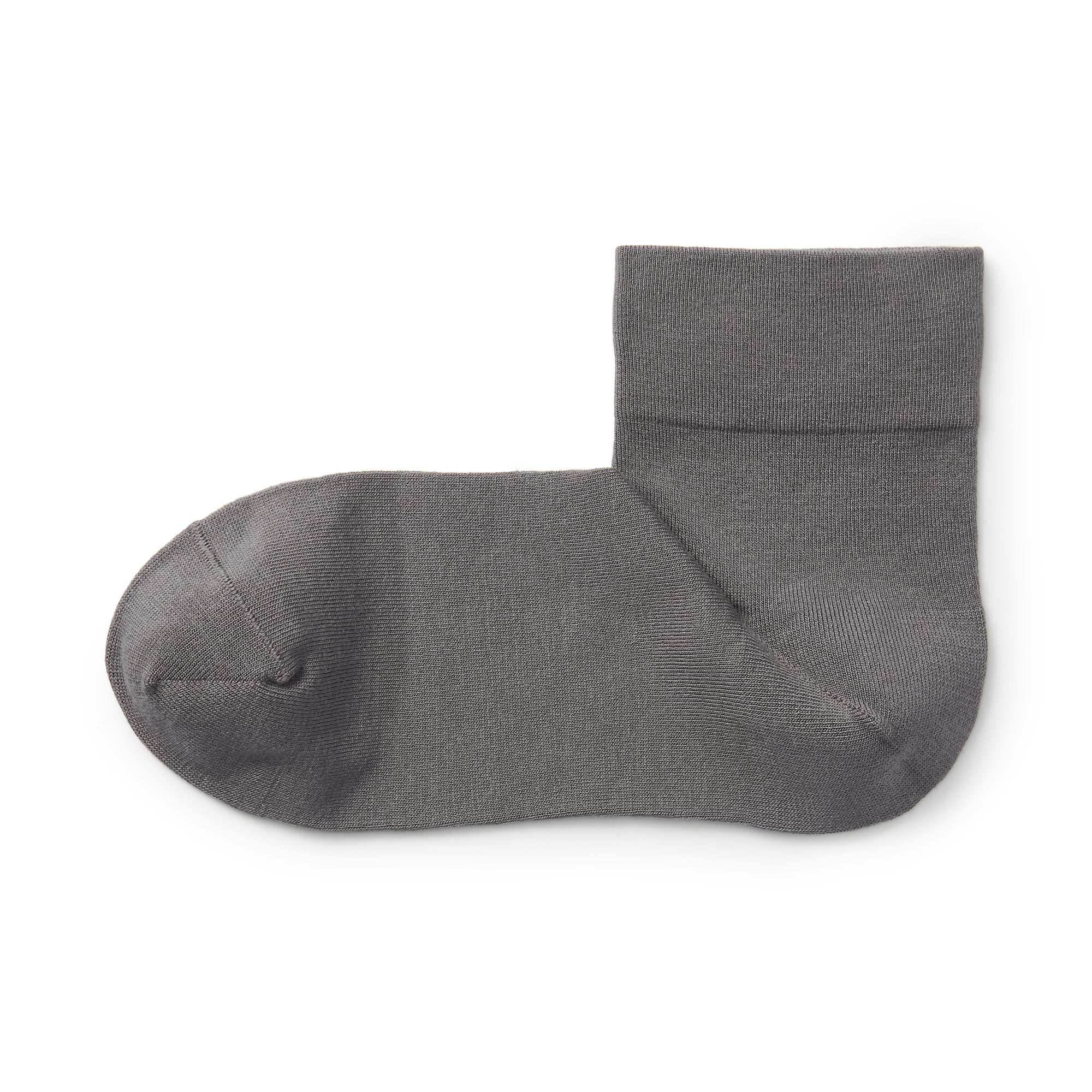 Right Angle Loose Top Short Socks - Image 14