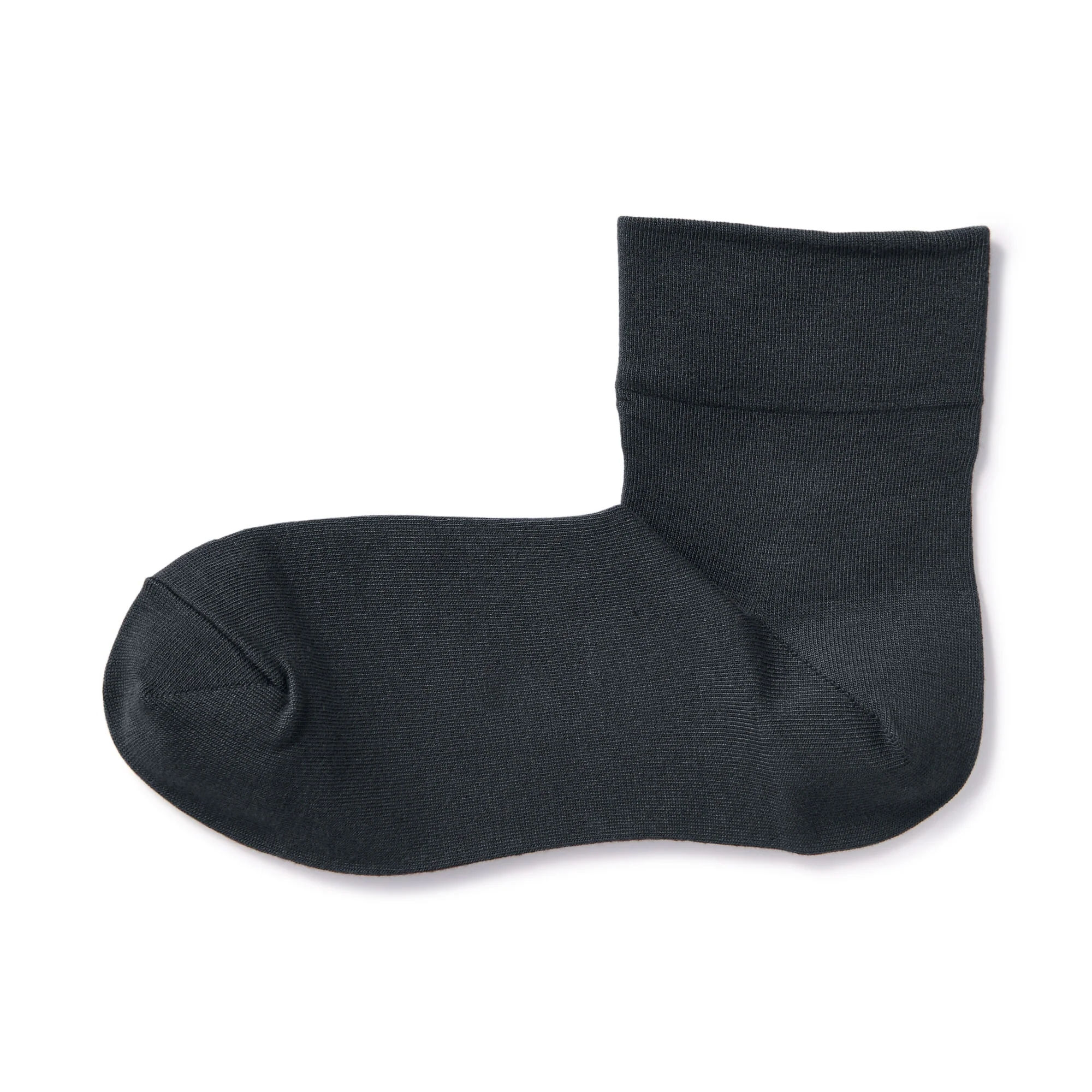 Right Angle Loose Top Short Socks - Image 6