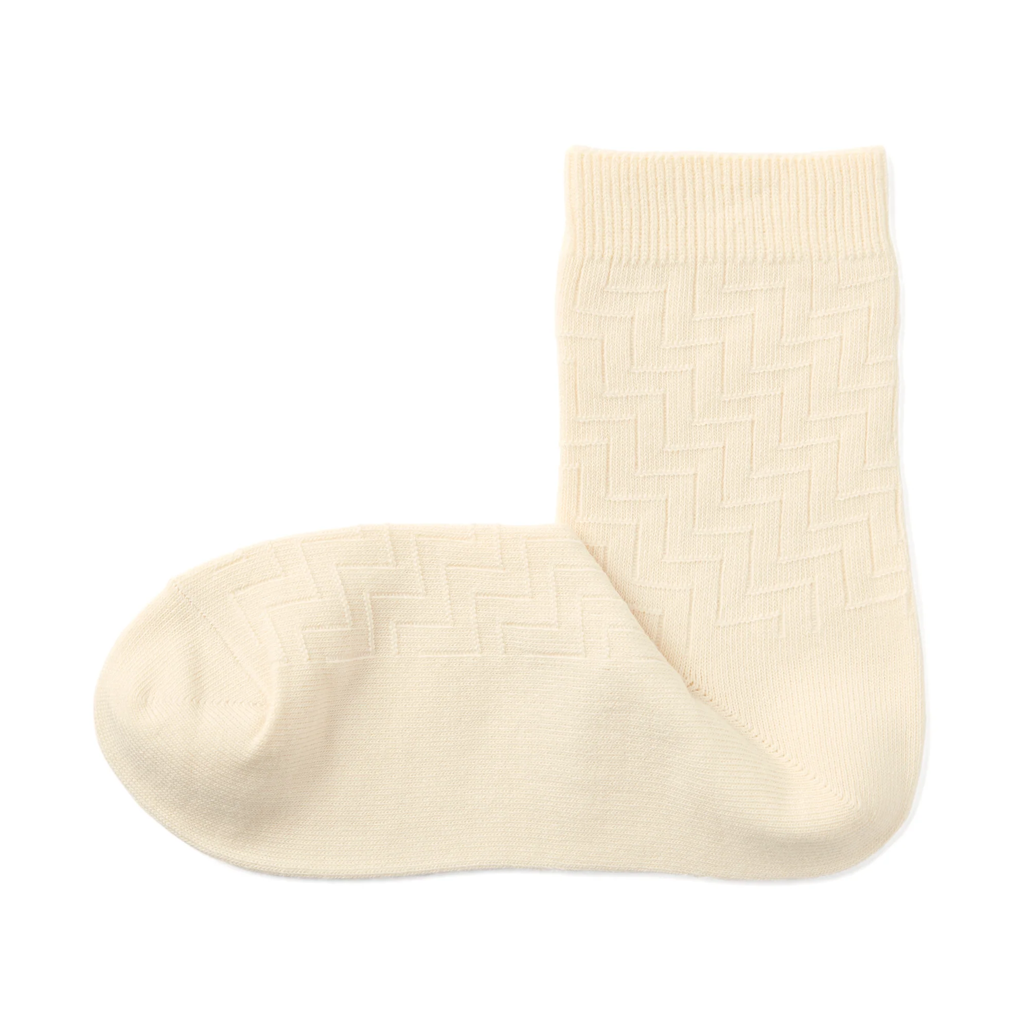Right Angle Loose Top Short Socks - Image 12