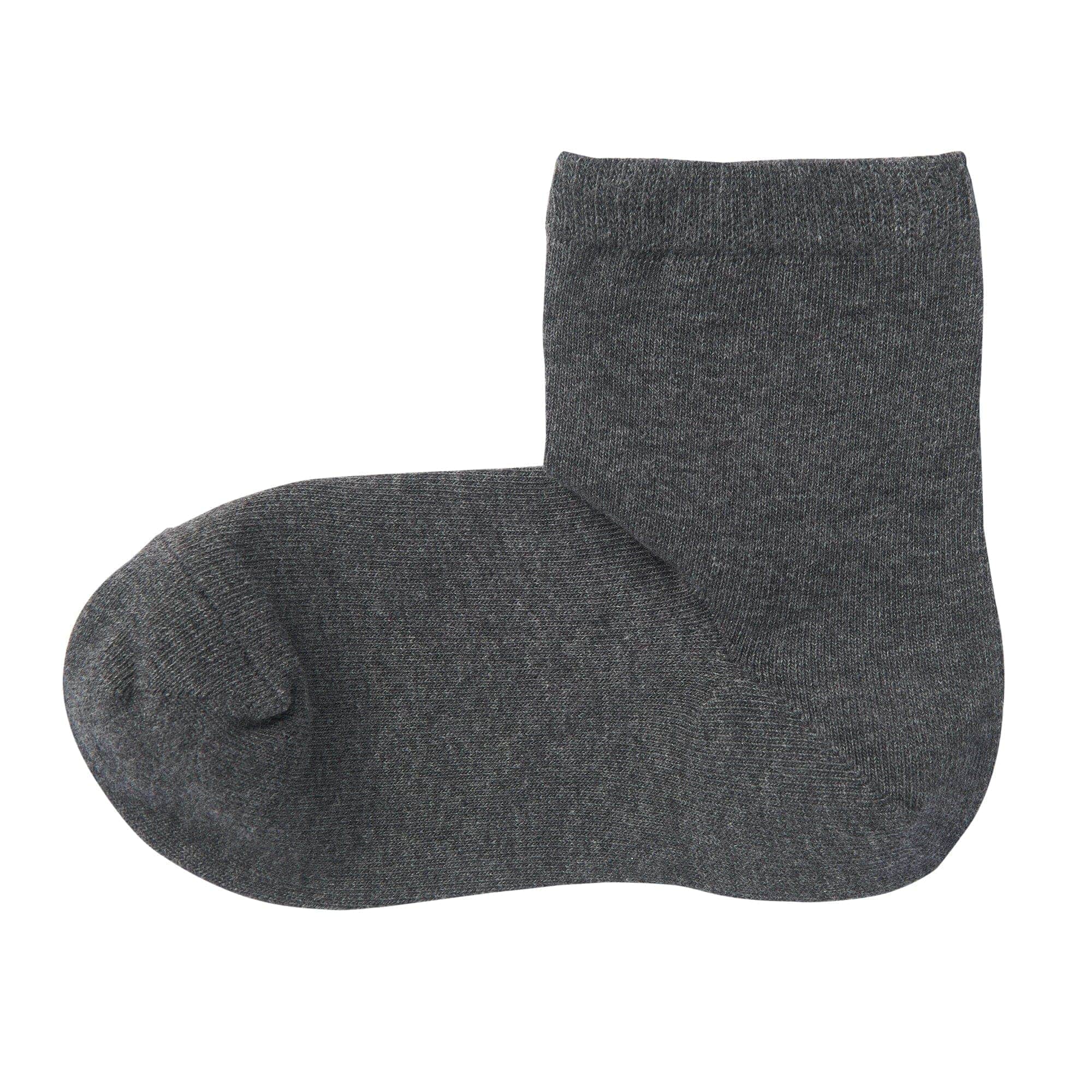 Right Angle Loose Top Short Socks - Image 2