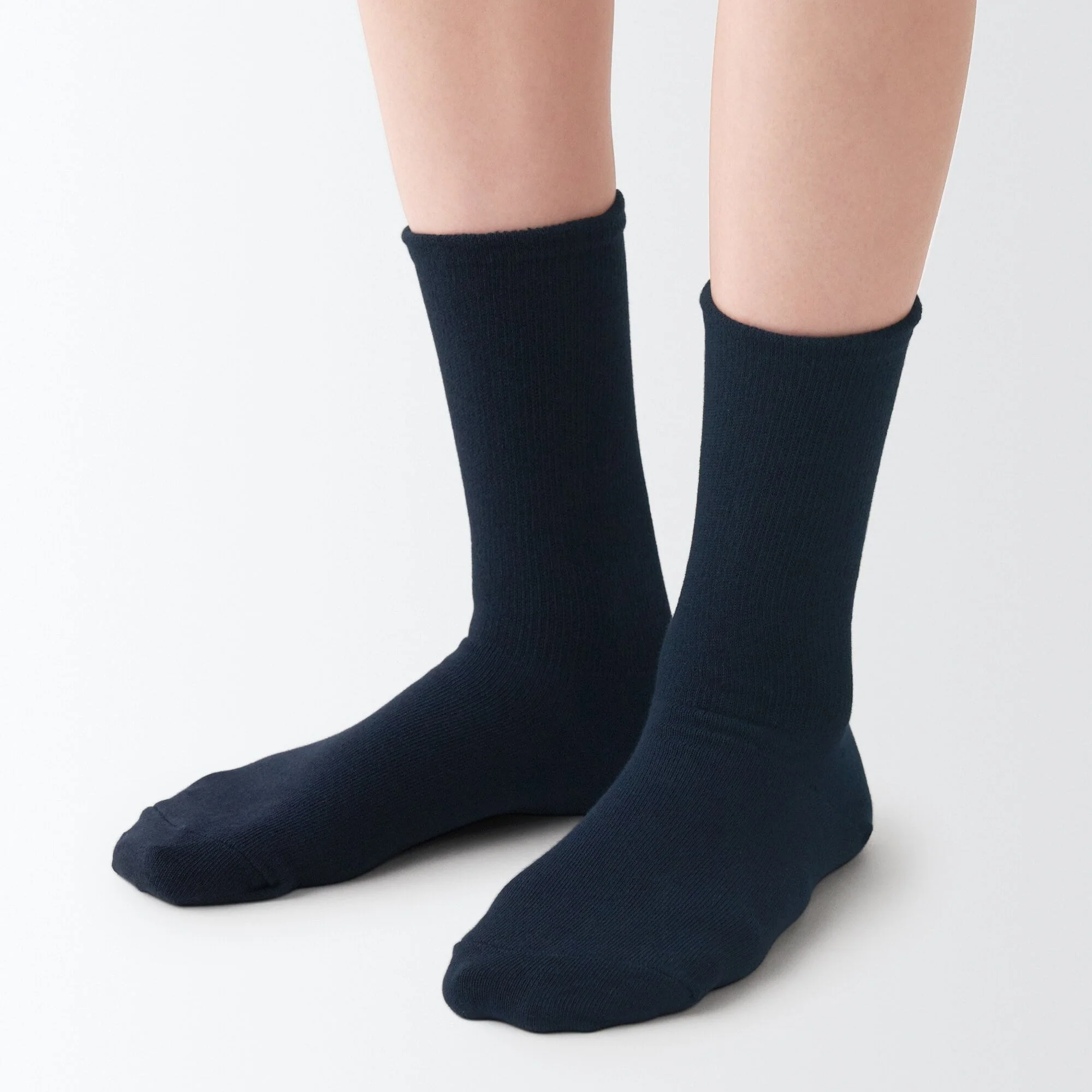 Right Angle Loose Top Tapered Socks - Image 19