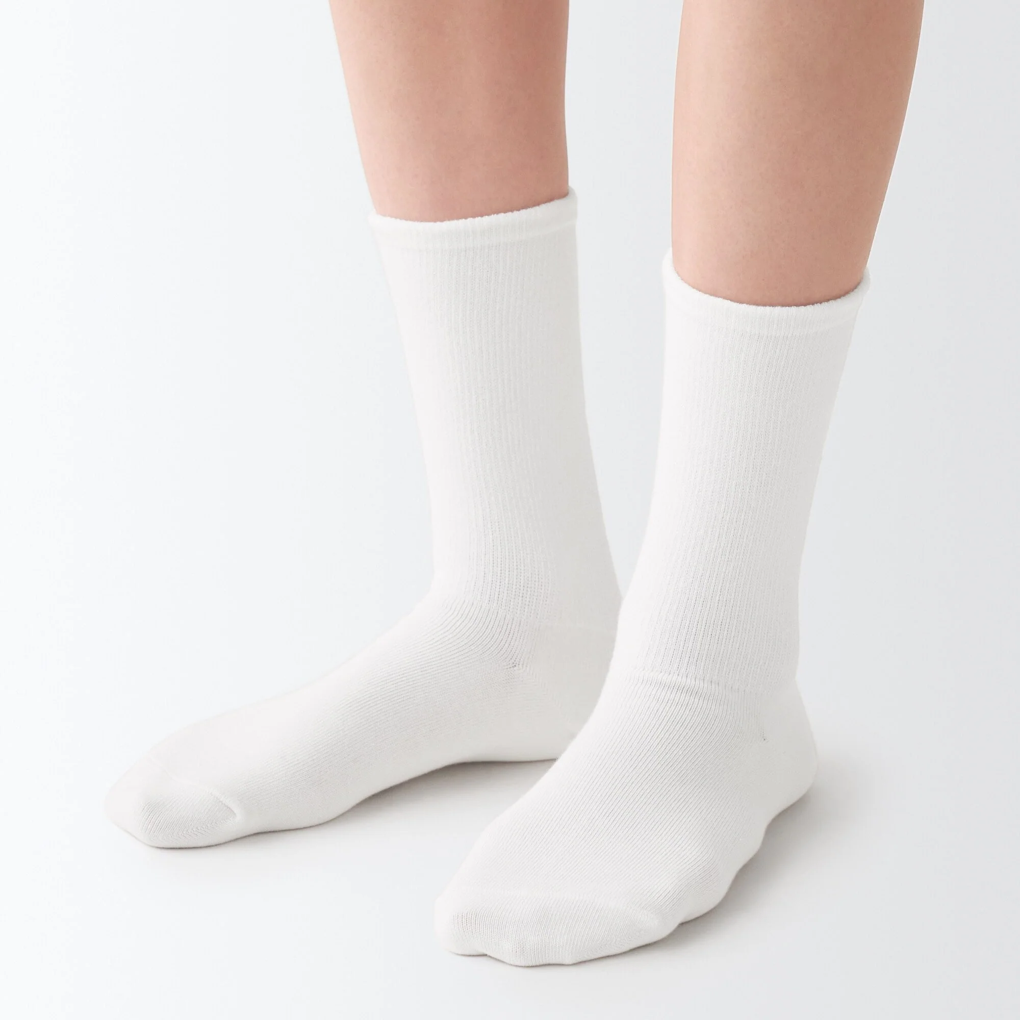 Right Angle Loose Top Tapered Socks - Image 5