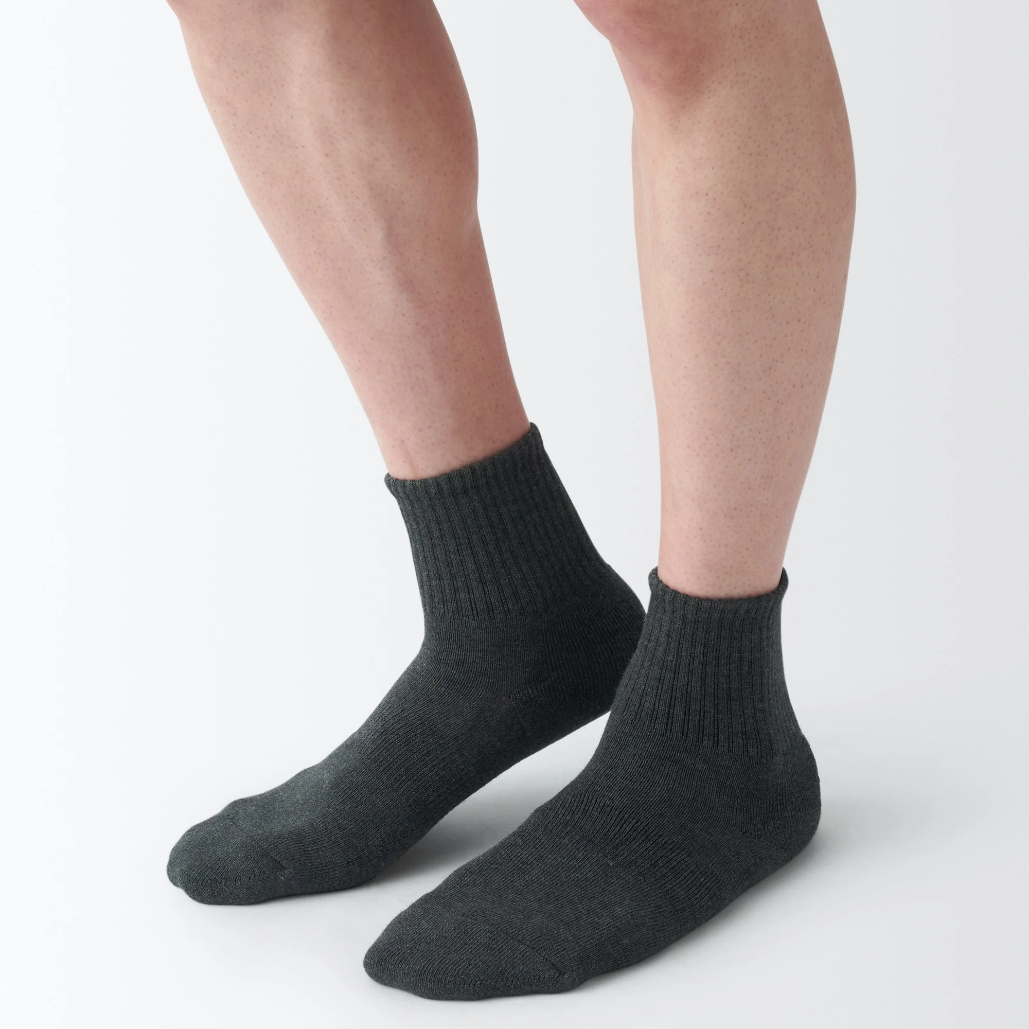 Right Angle Pile Short Socks - Image 13