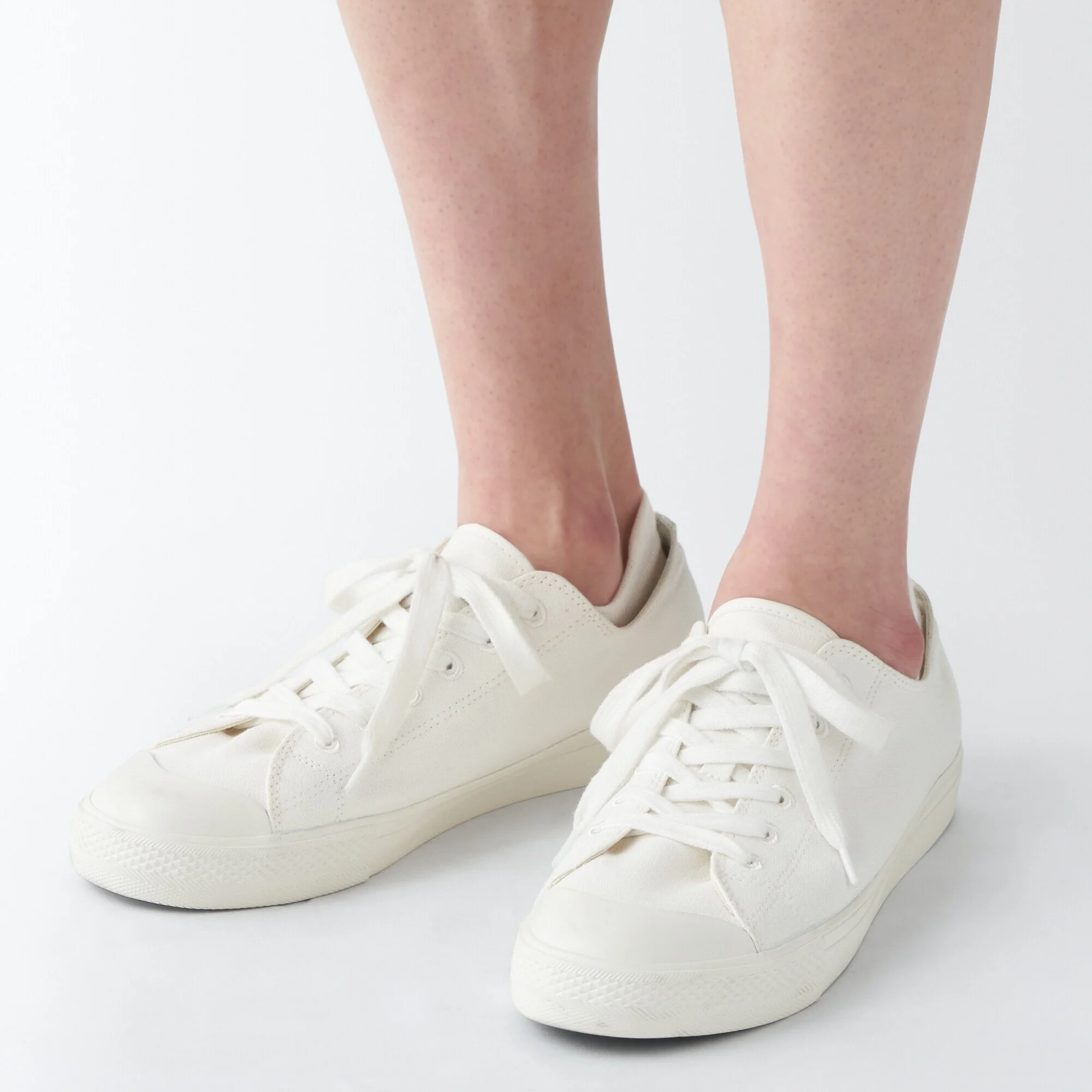 Right Angle Sneaker Socks with Tabs - Image 4
