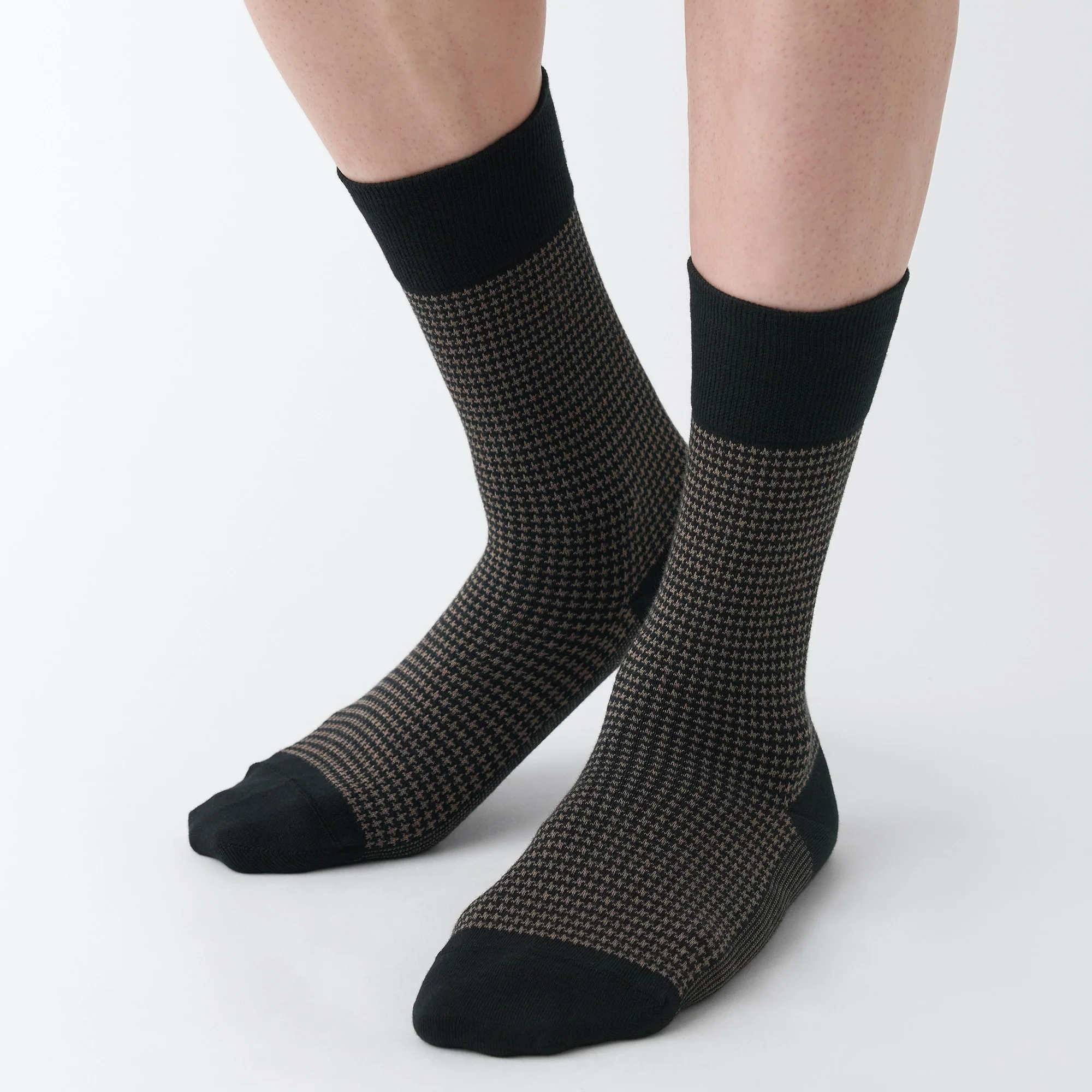 Right Angle Socks - Houndstooth Pattern
