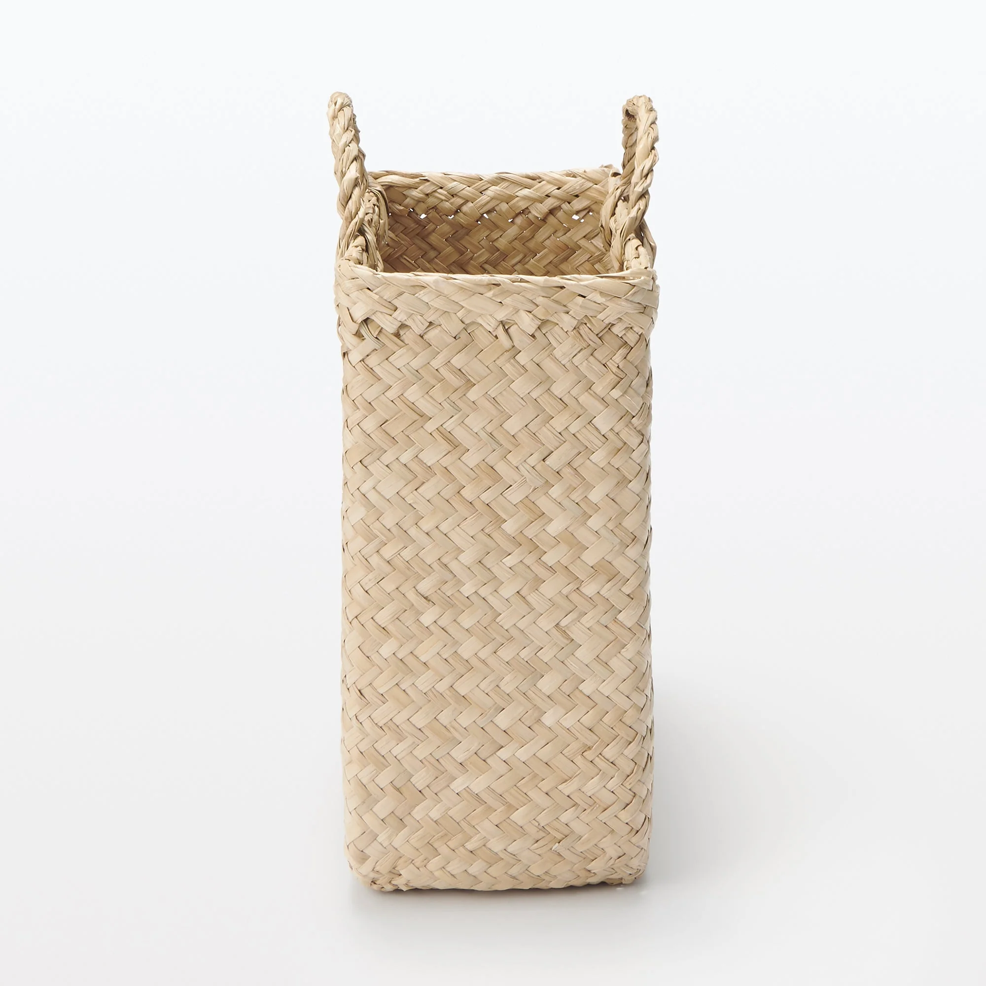 Seagrass Herringbone Basket with Handle - Small (W9.8 x D4.9 x H9.4") - Image 4
