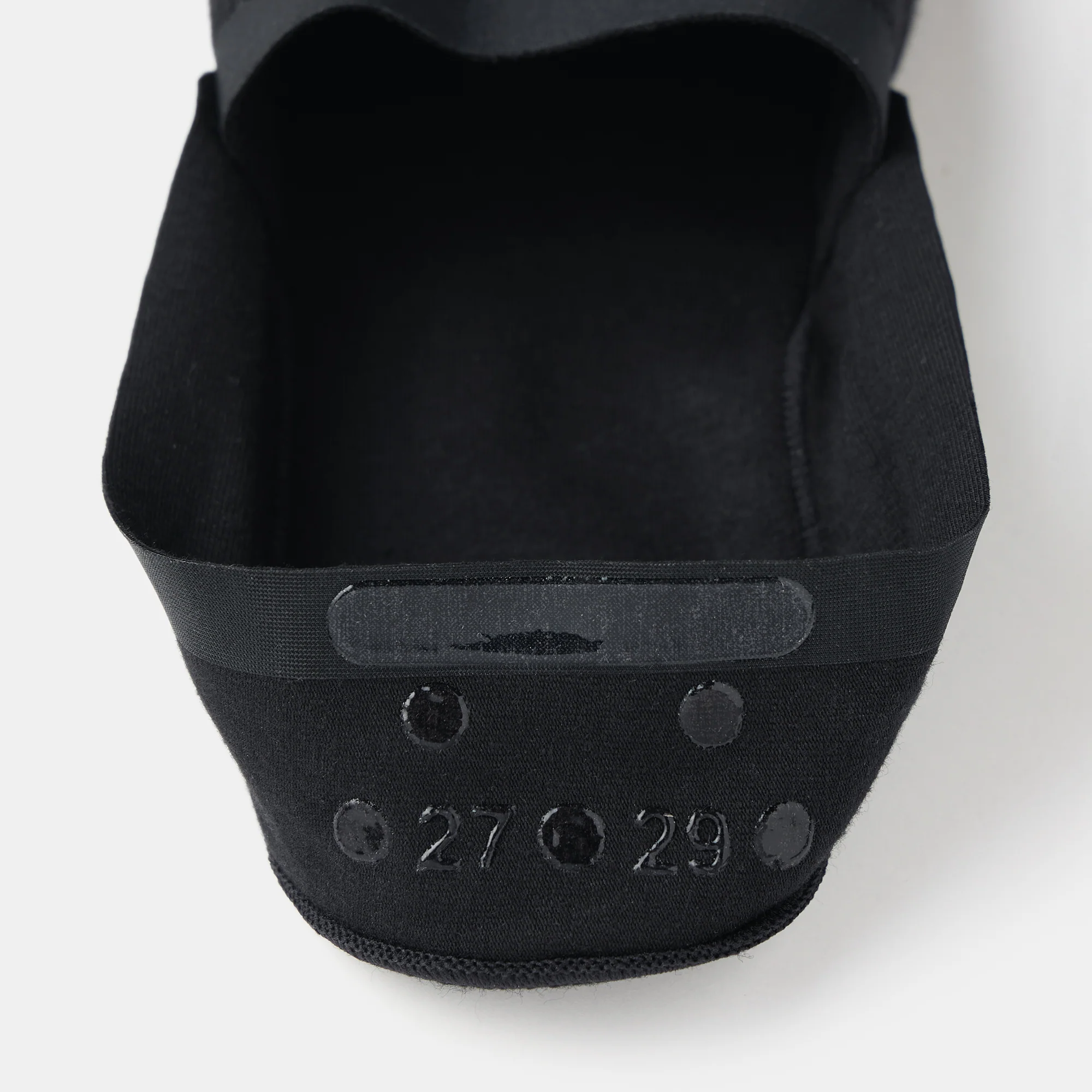 Seamless Toe High Cut No-Show Socks with Heel Grip - Image 17