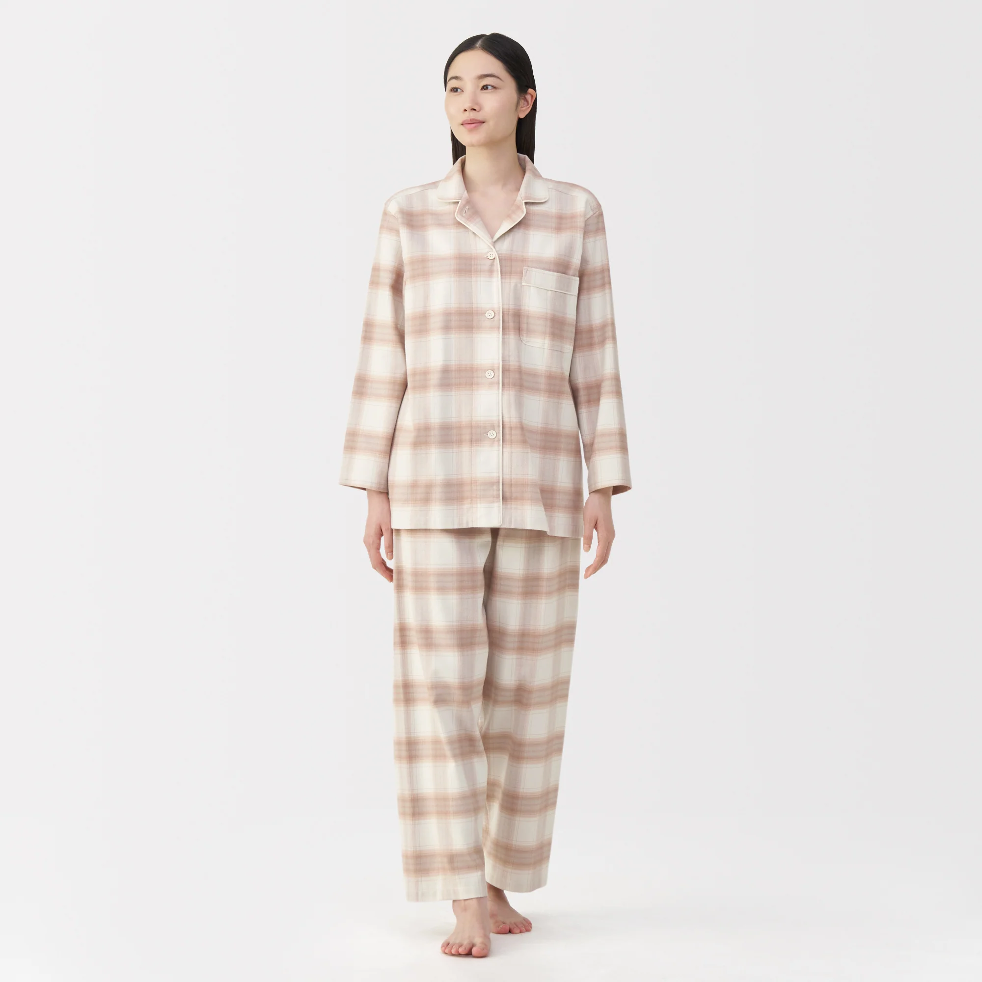 Side Seamless Flannel Pajamas - Image 3