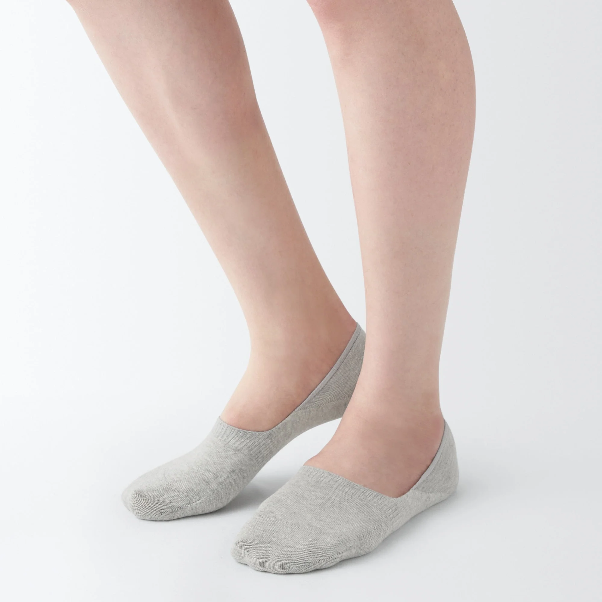Silicone Gripper No-Show Socks - Image 3
