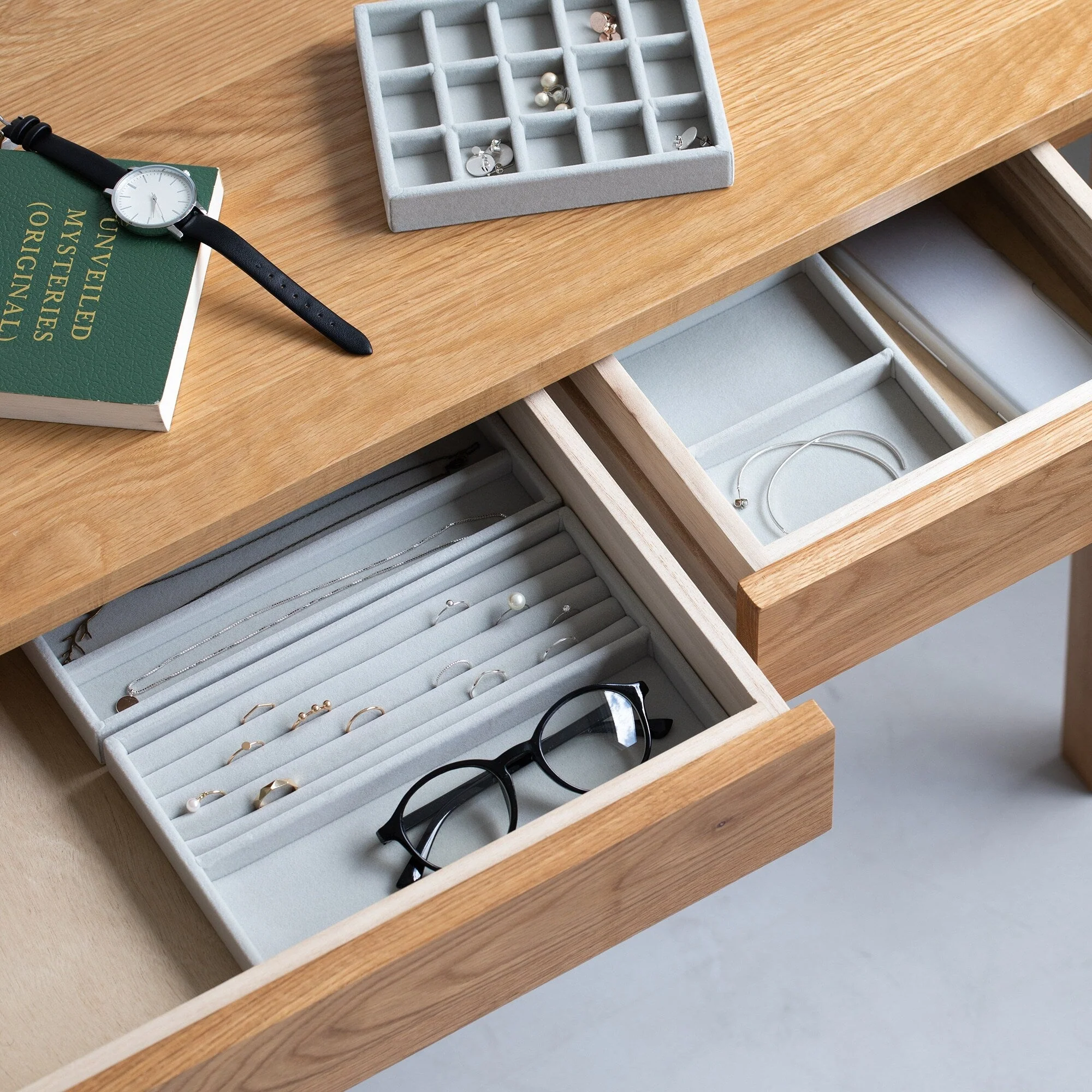 Stackable Velour Case Grid - Image 6