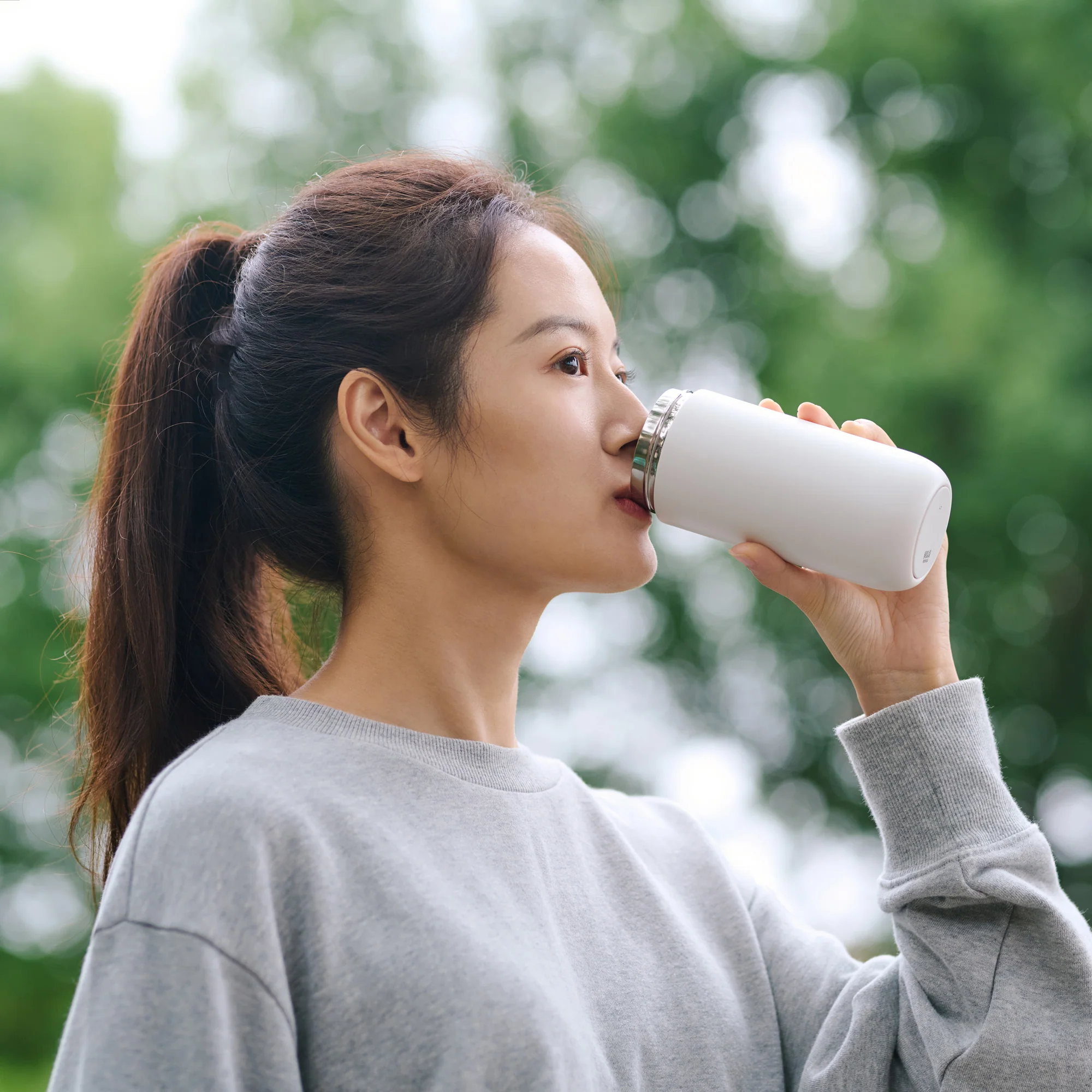 Stainless Steel Bottle - White (7.4 fl oz) - Image 11