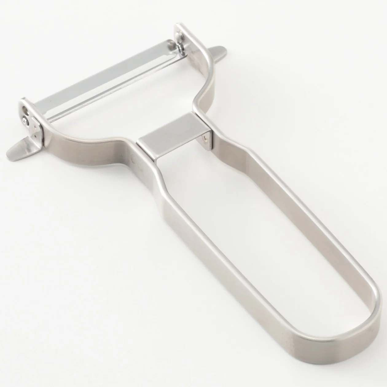 Stainless Steel Peeler - Image 3