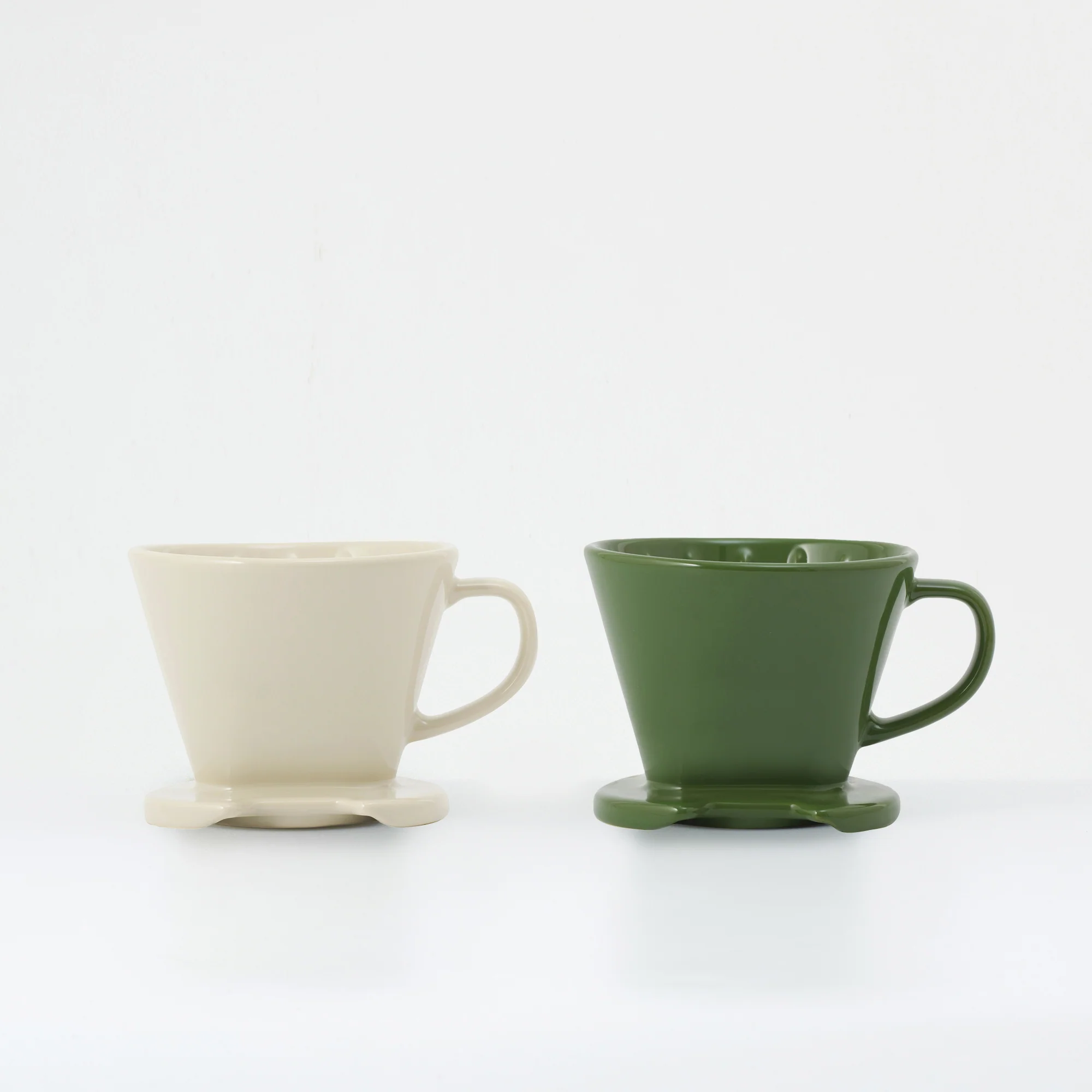Stoneware Coffee Dripper - Gray Beige - Image 12