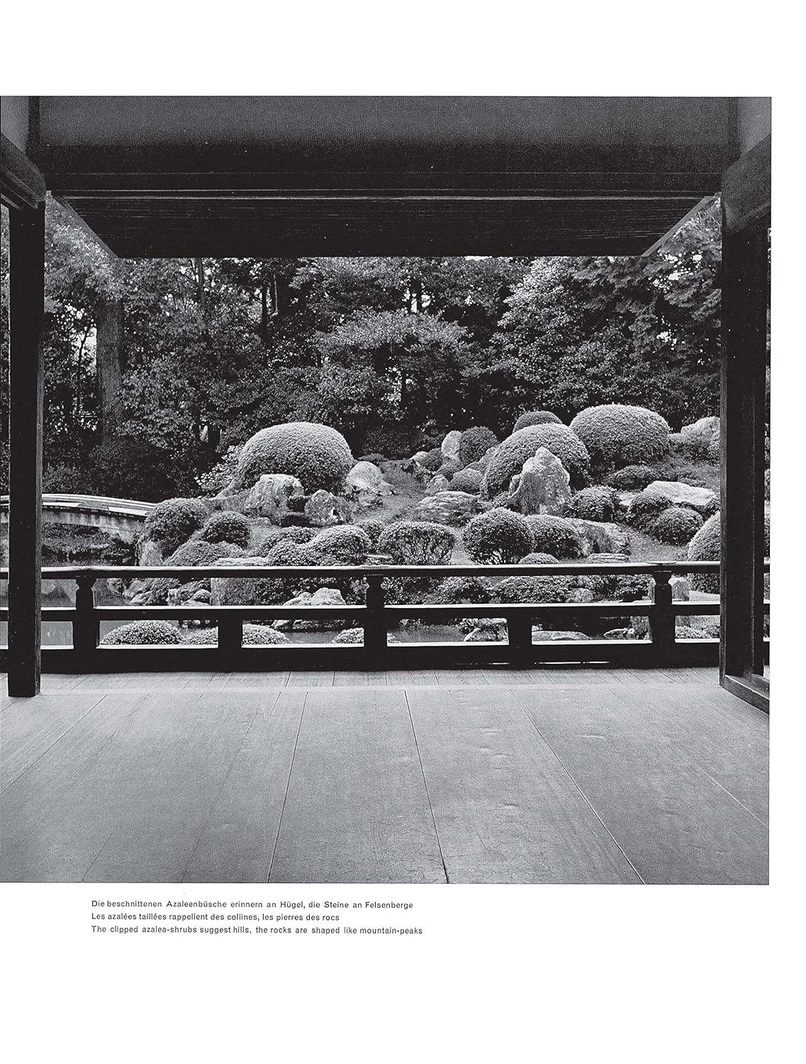 Temple and Teahouse in Japan - Image 4