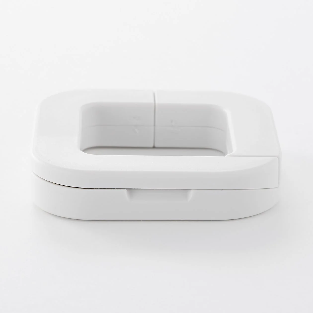 Travel Bag Hanger - Image 5