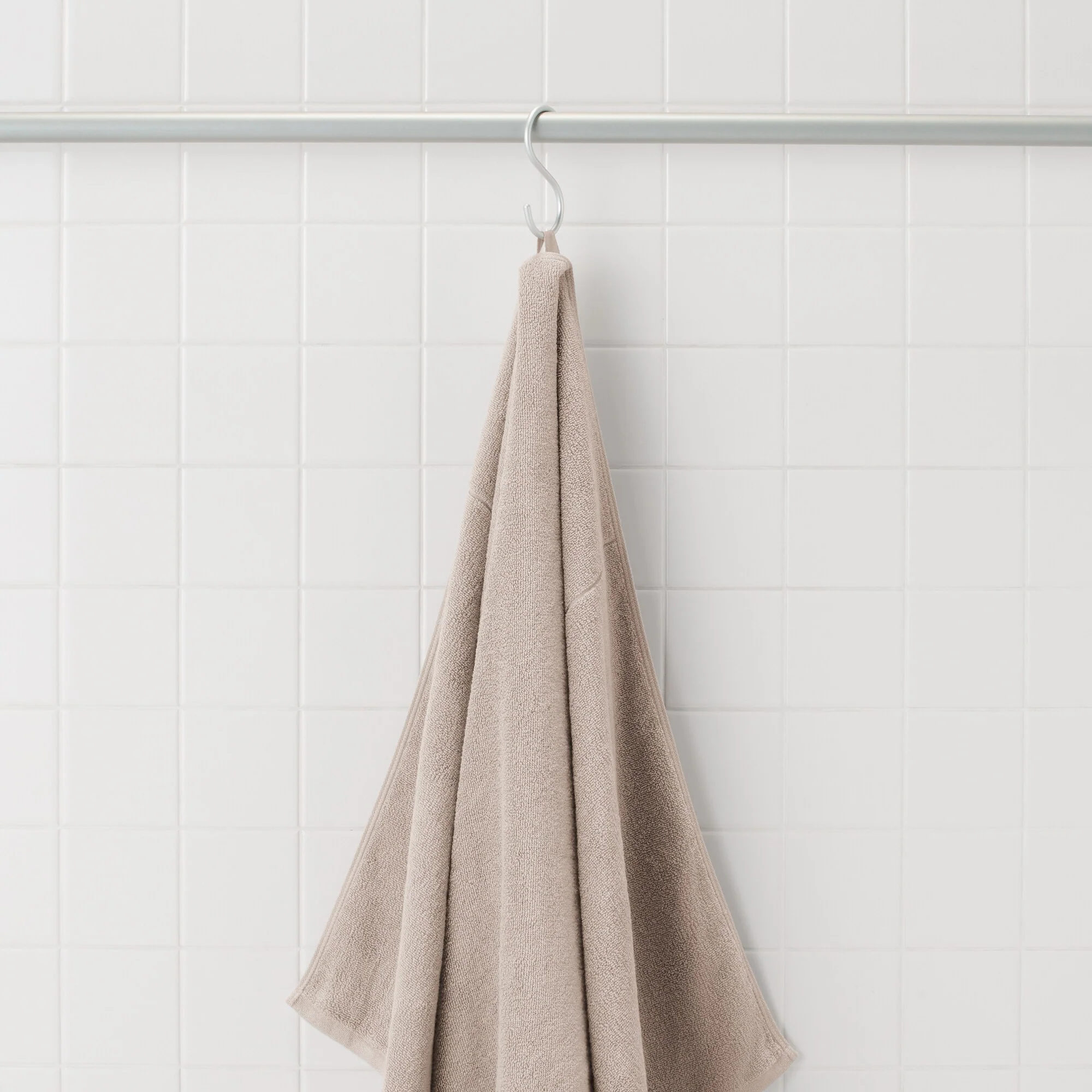 Twin Pile Bath Towel with Loop - Image 19